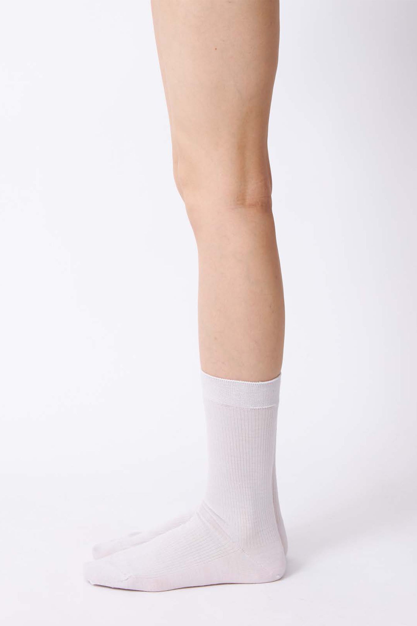 Basic Ribbed Socks in Off-White