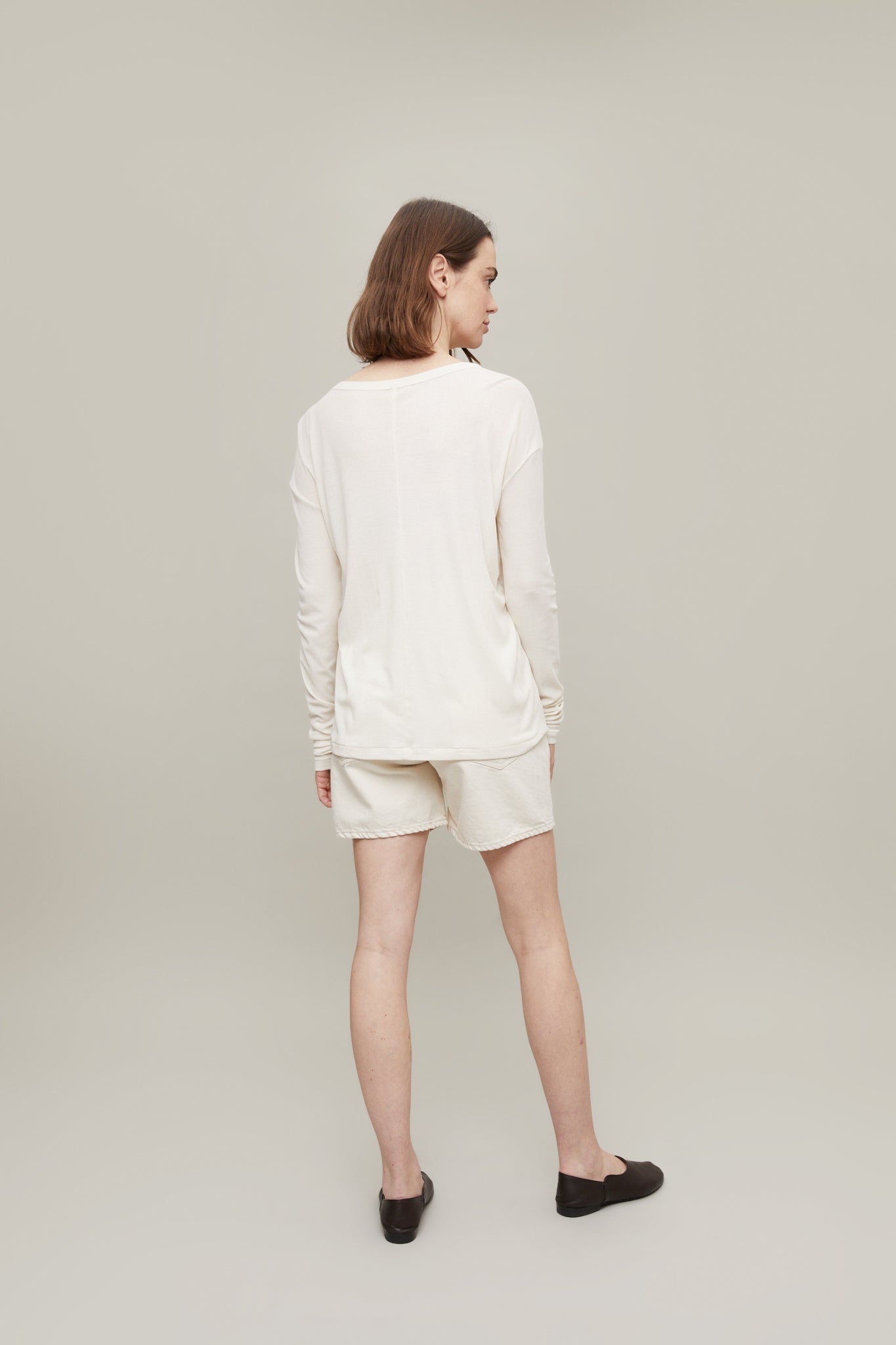 Twisted Cotton Long Sleeve T-shirt in Ivory