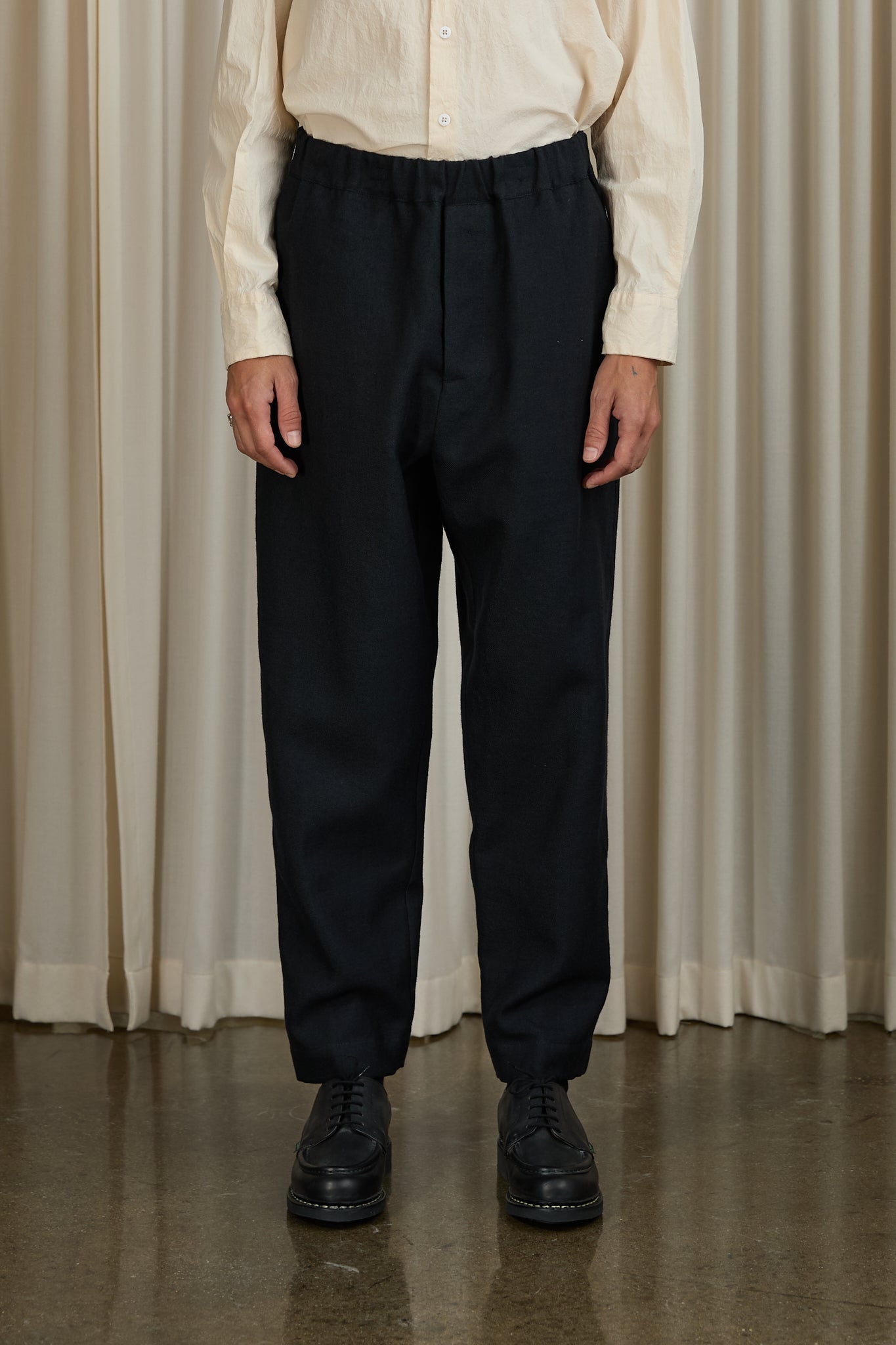 Niko Pants in Navy