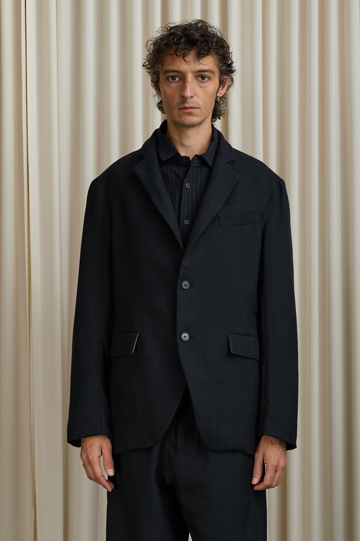 Tobi Jacket in Navy
