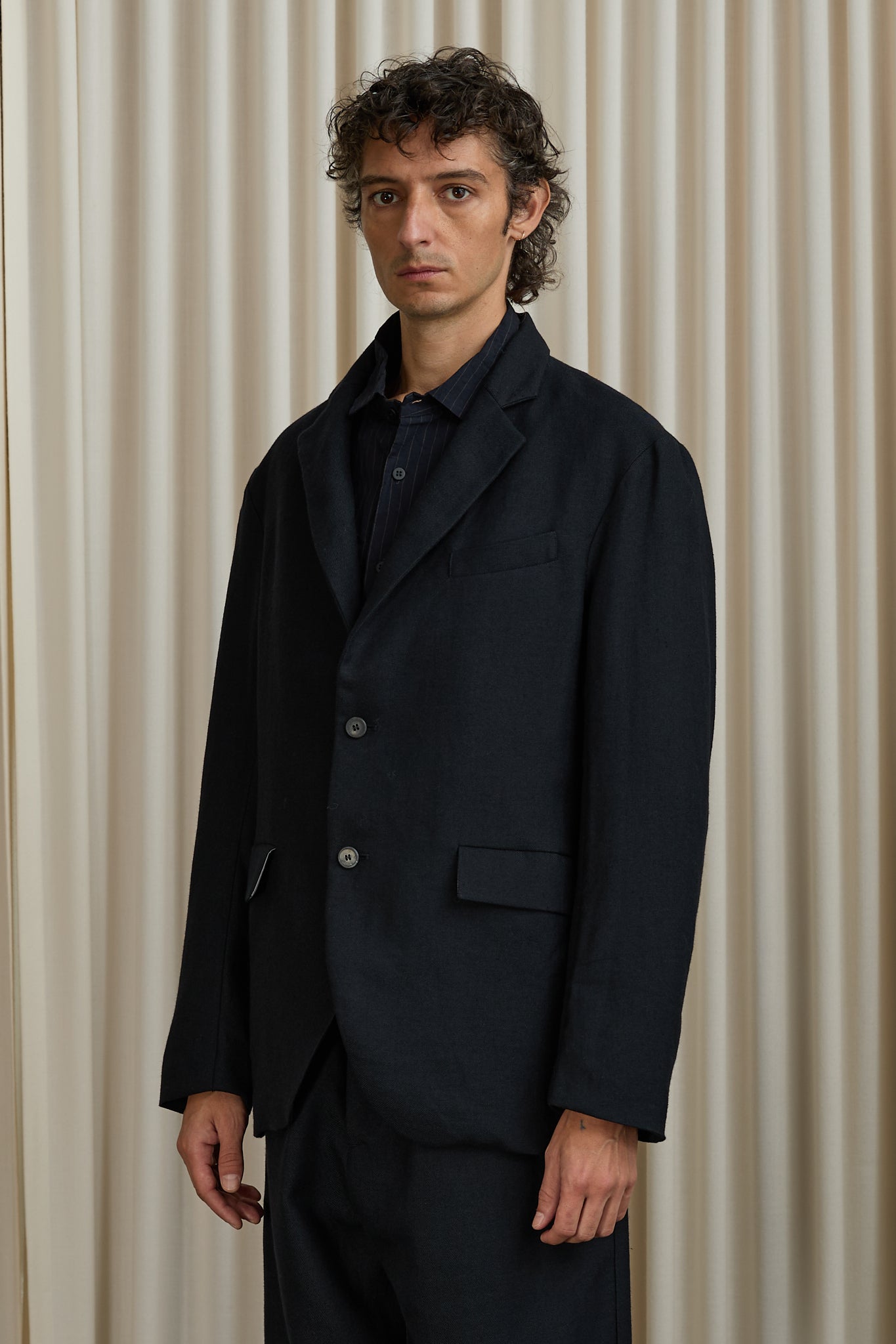 Tobi Jacket in Navy