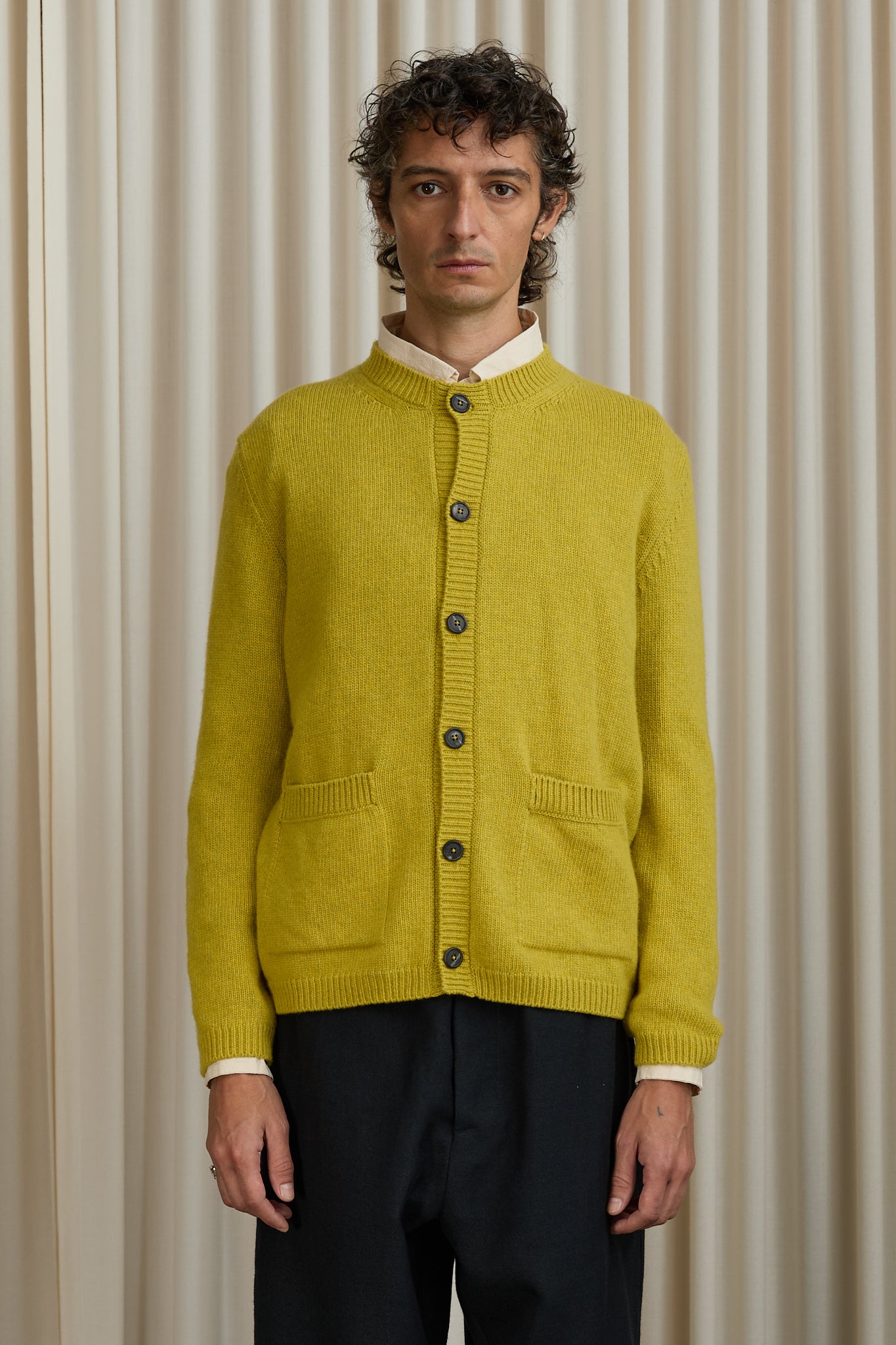 Wool Cashmere Cardigan in Yellow