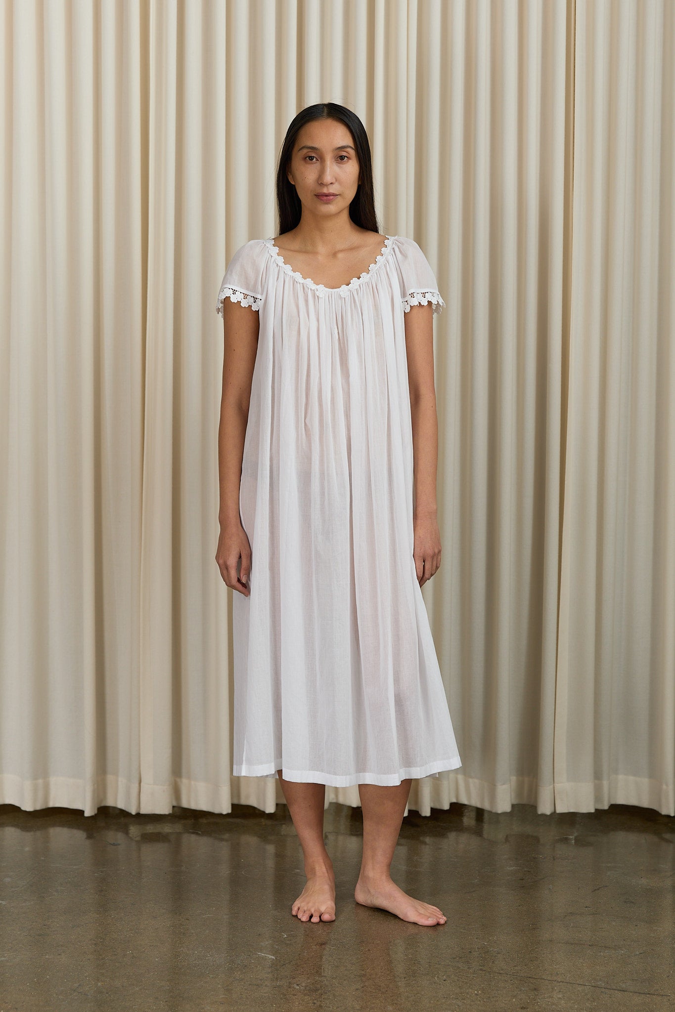Colina 2 Nightgown in White