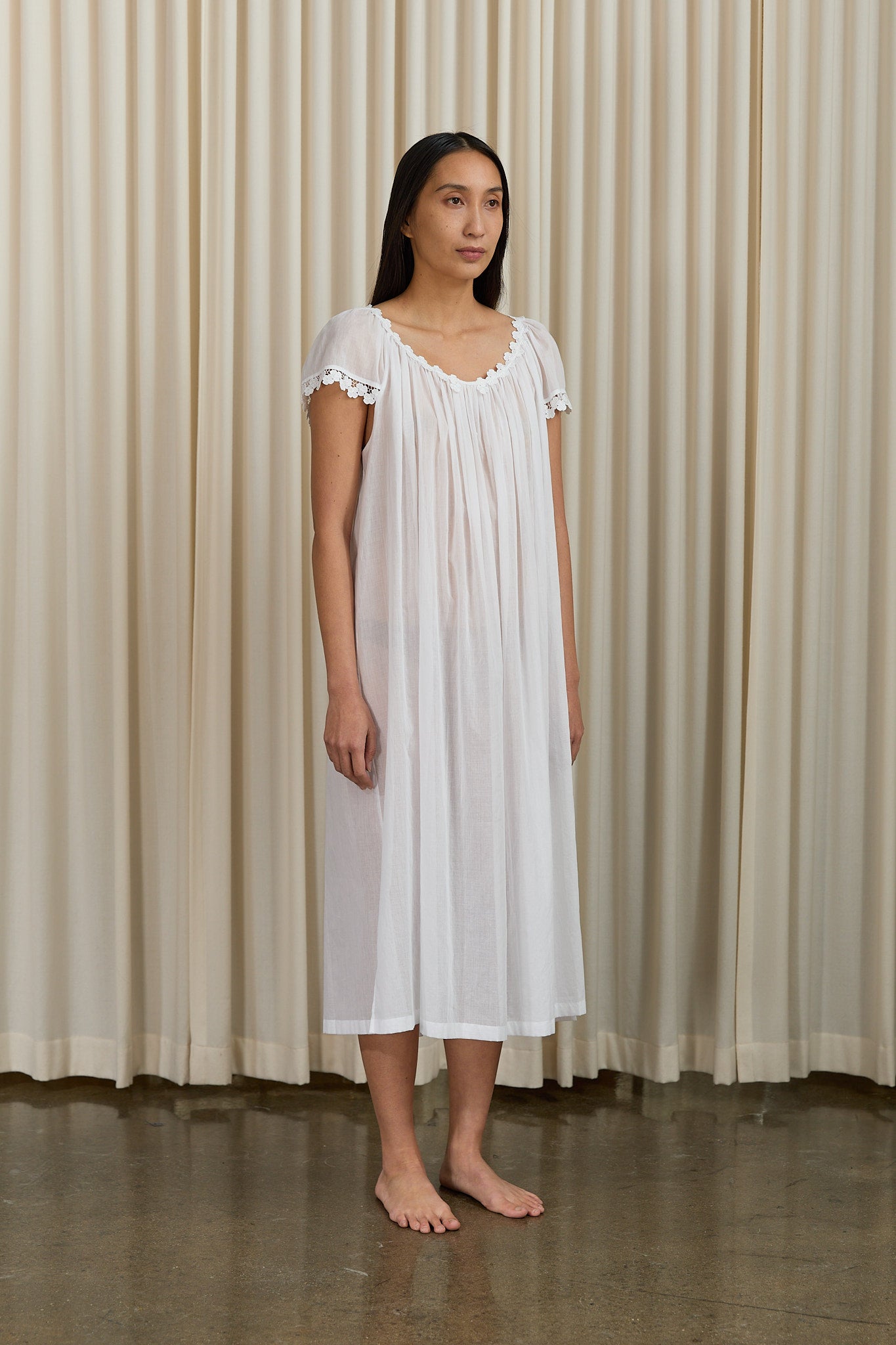 Colina 2 Nightgown in White