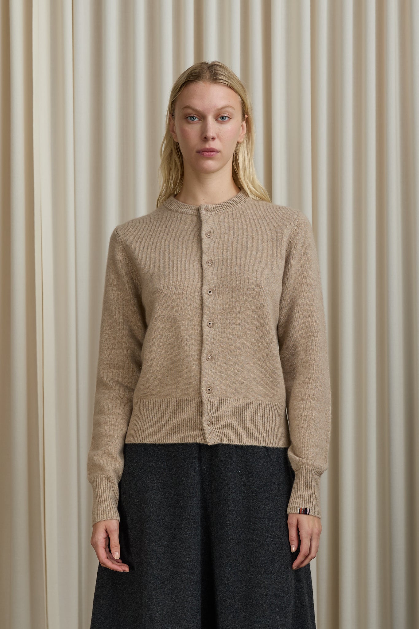 N°435 Little Lamb Cardigan in Beige