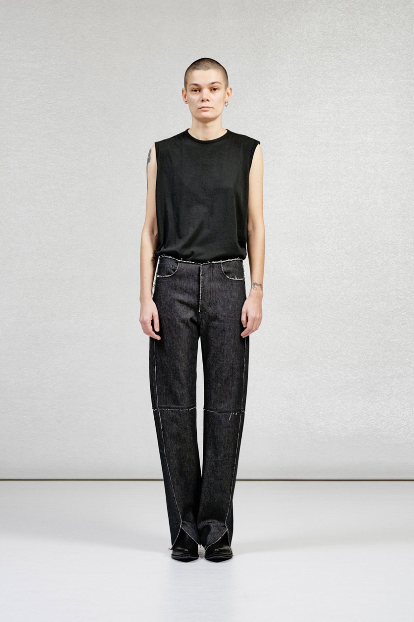 No. 155 Slit Trousers in Black
