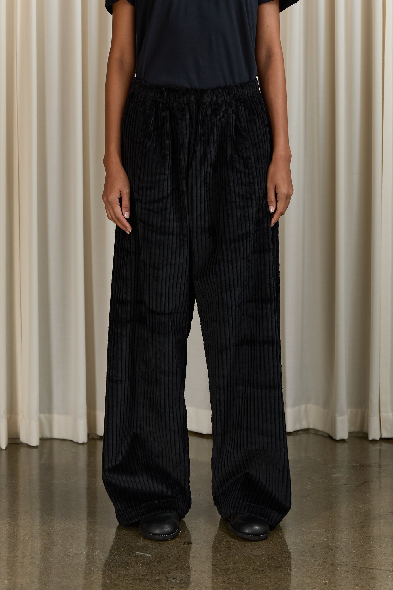 No. 287 Corduroy Flap Pocket Trousers in Black