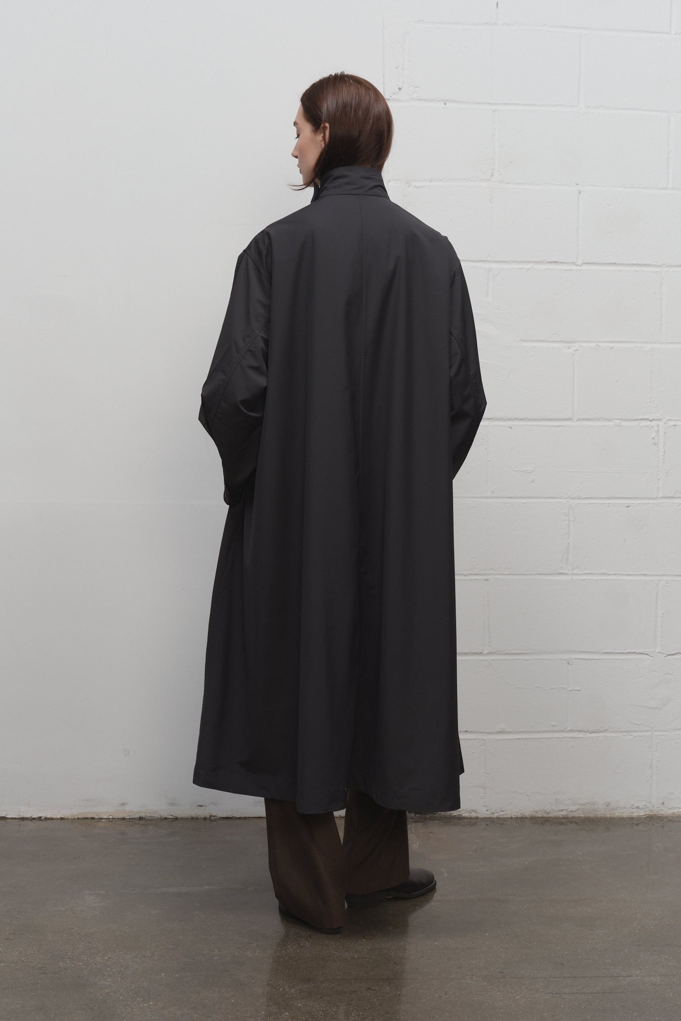 No. 65 Rainsystem Wool Oversized Coat in Black – L