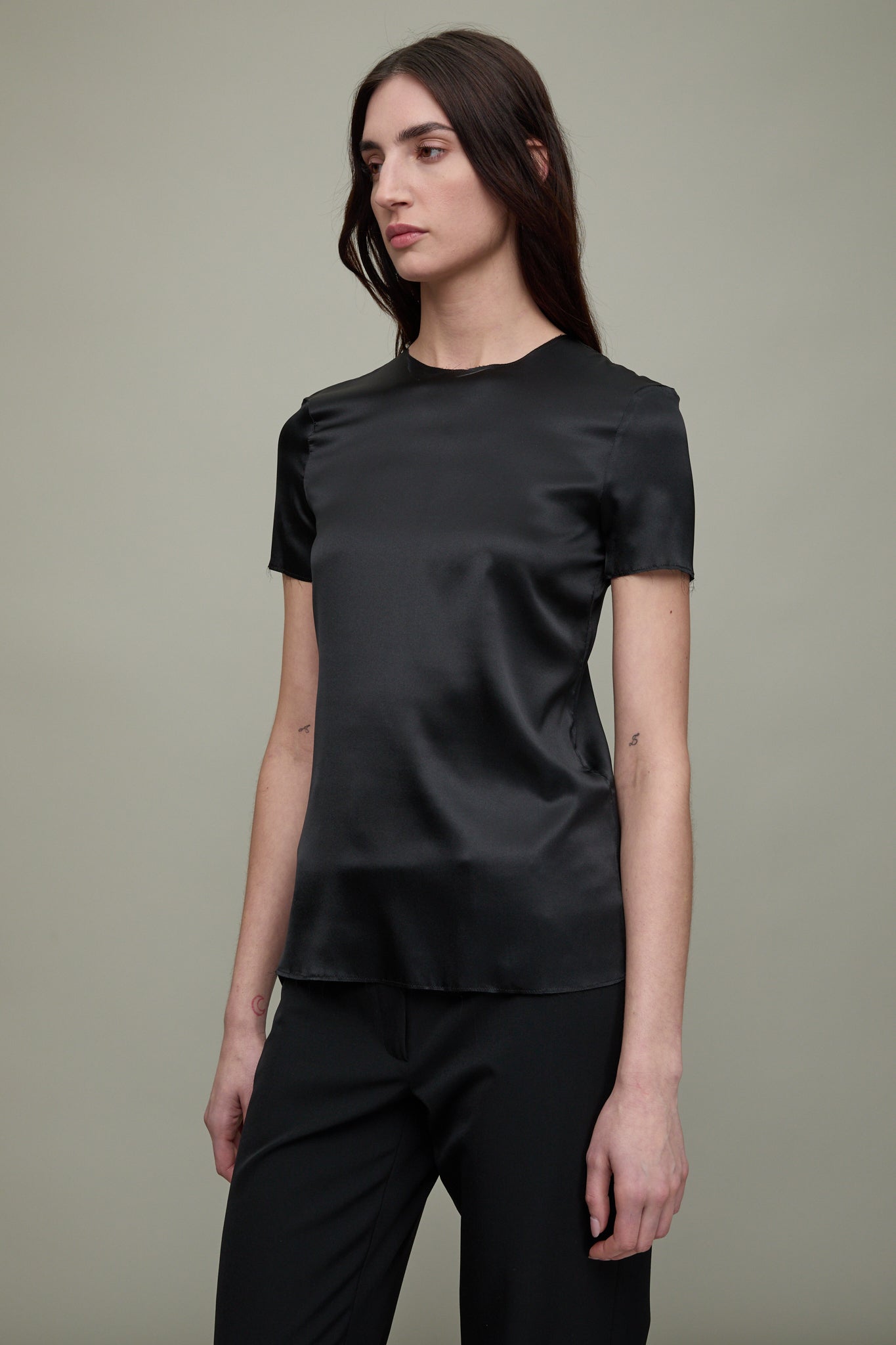 No. 308 Silk T-Shirt in Black