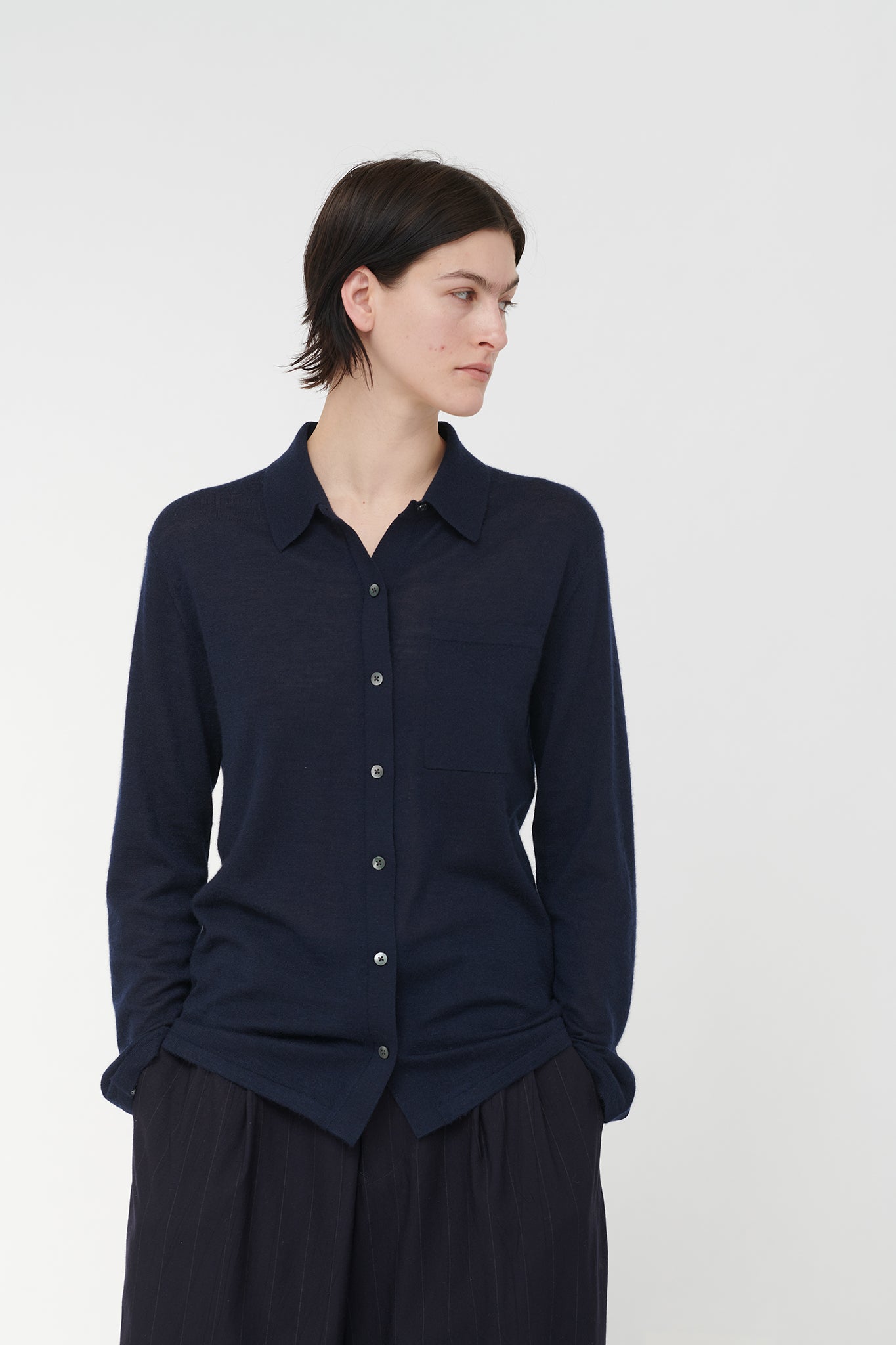 Showtime Cashmere Shirt in Midnight