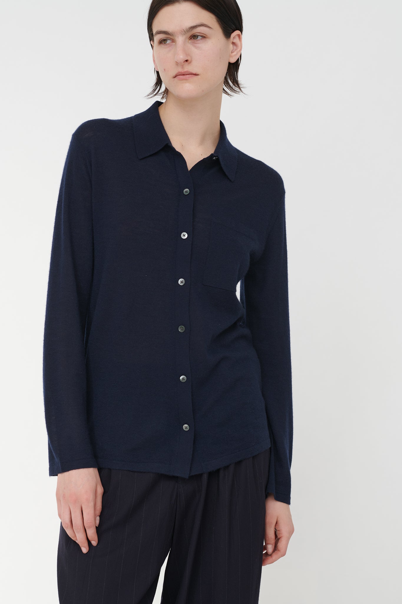 Showtime Cashmere Shirt in Midnight