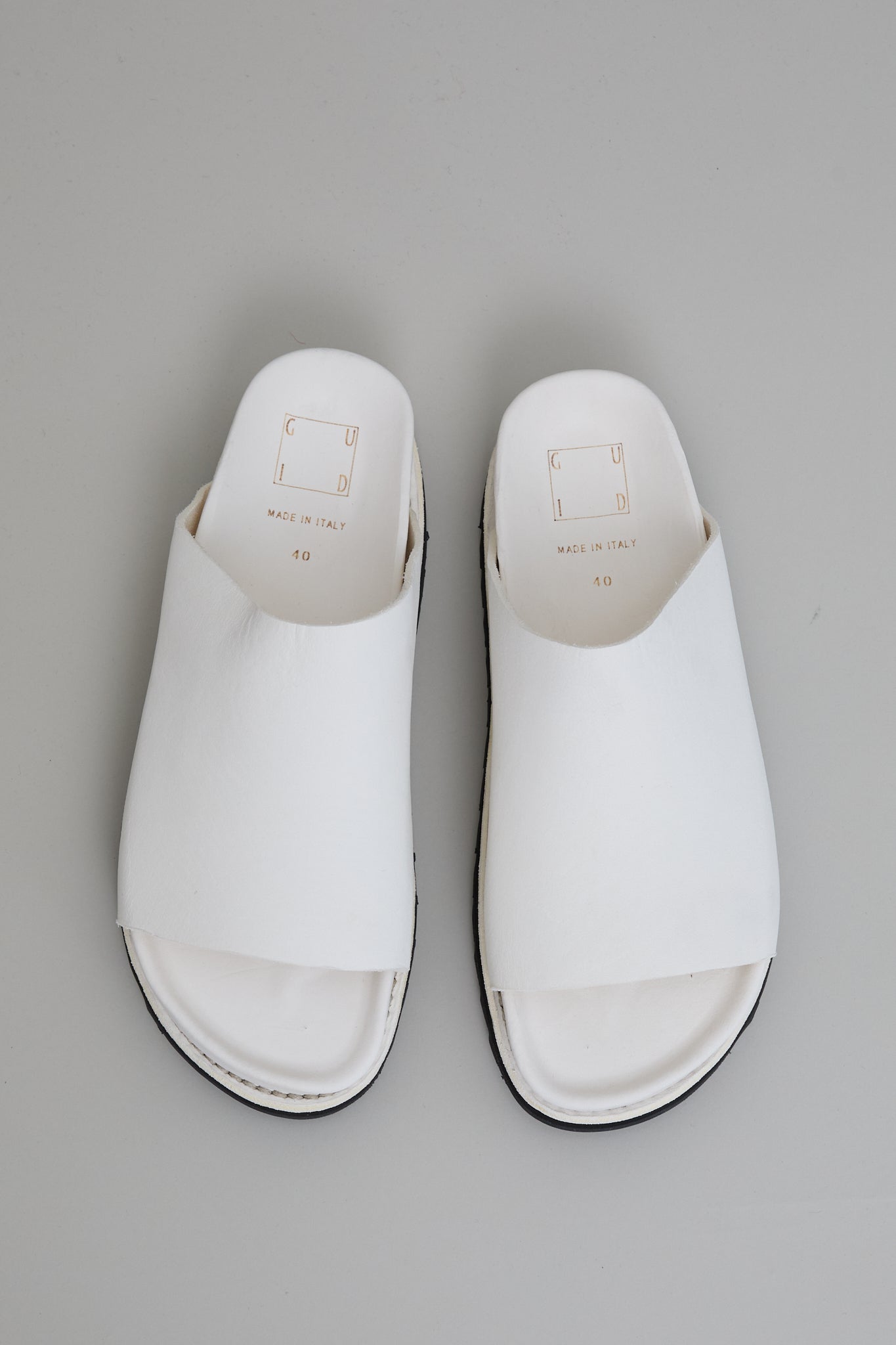 BRK06 Sandal in White