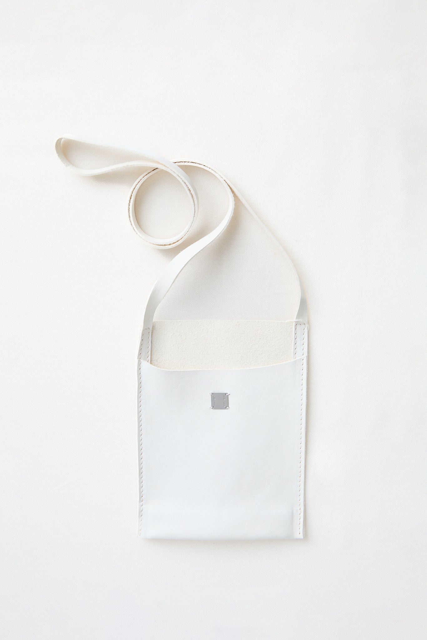 PKT1 Passport Bag in White