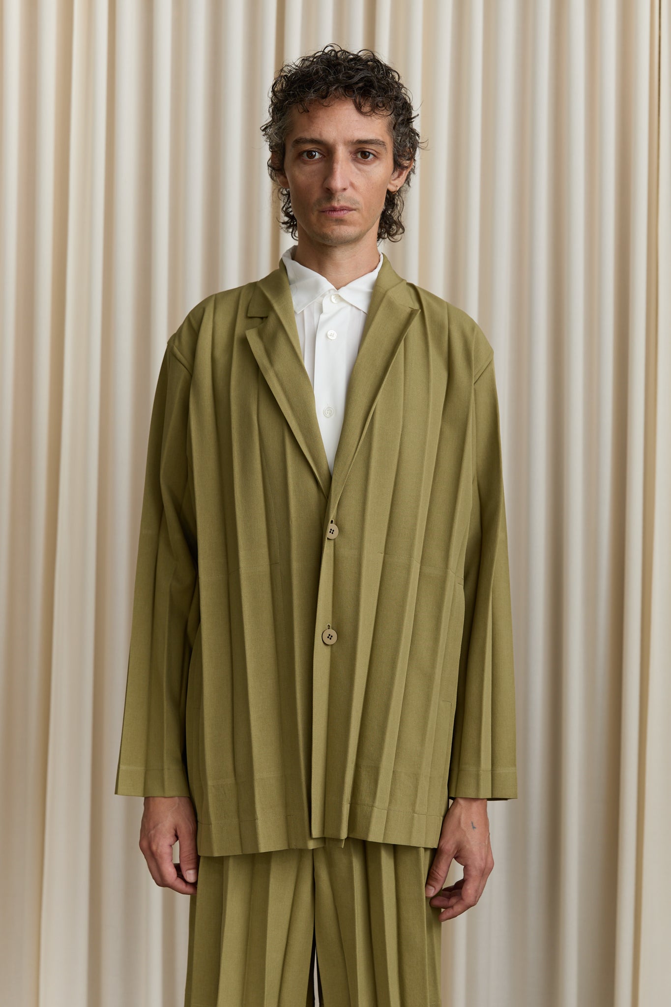 Edge Ensemble Blazer in Green