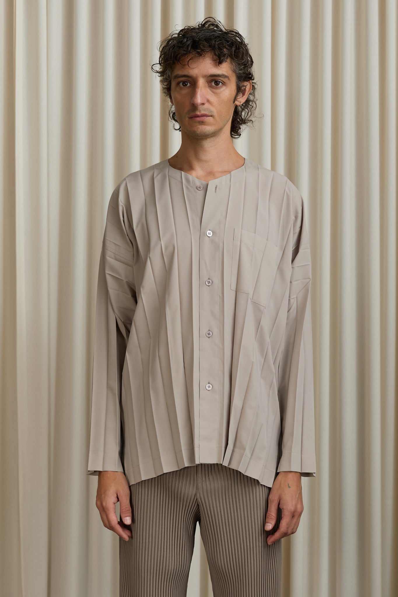 Edge Shirt in Grey