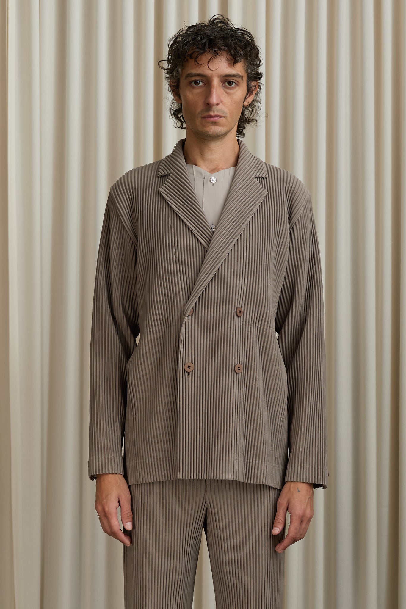 Tailored Pleats 1 Blazer in Grey