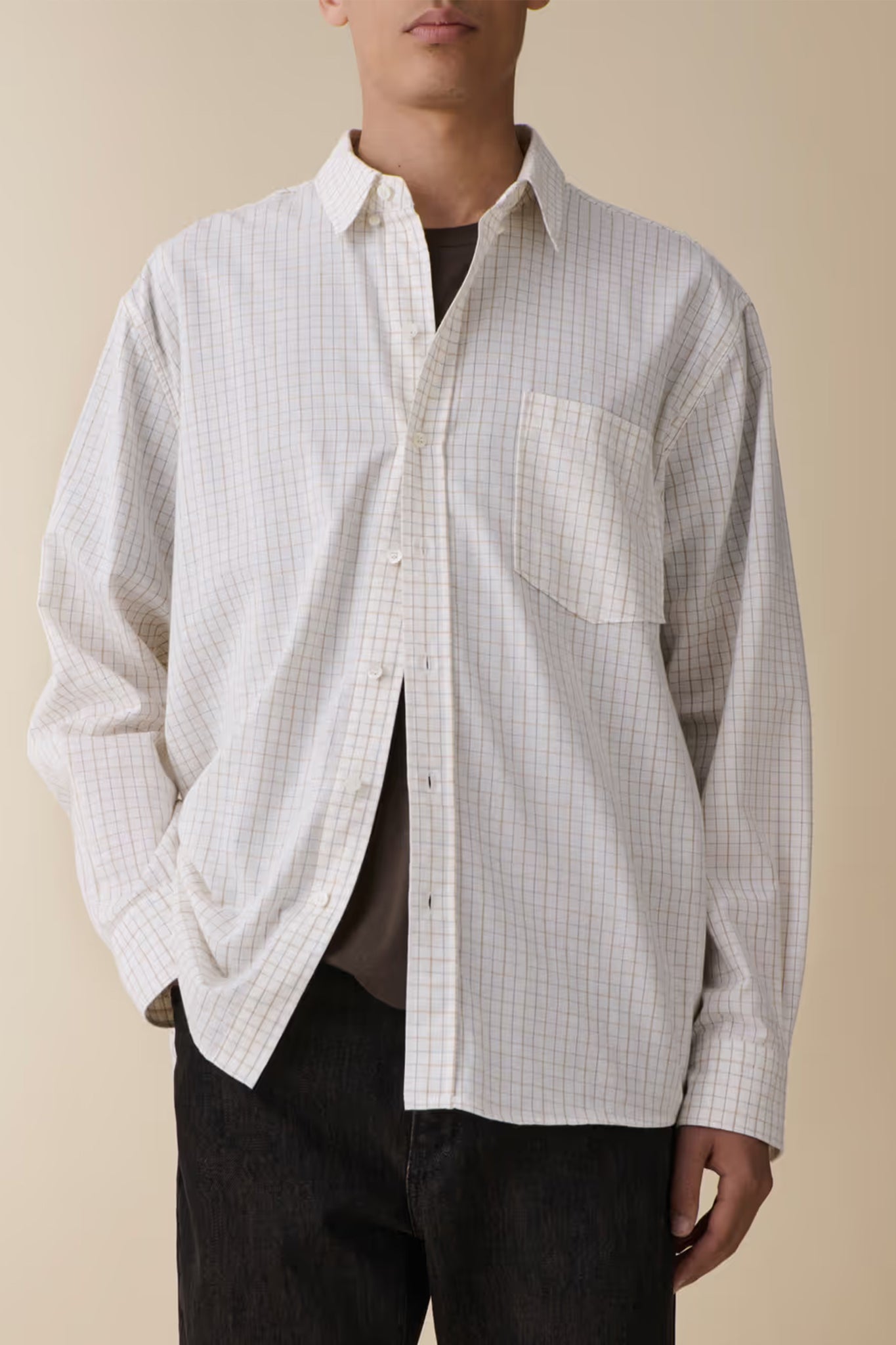Theo Shirt in Off-White