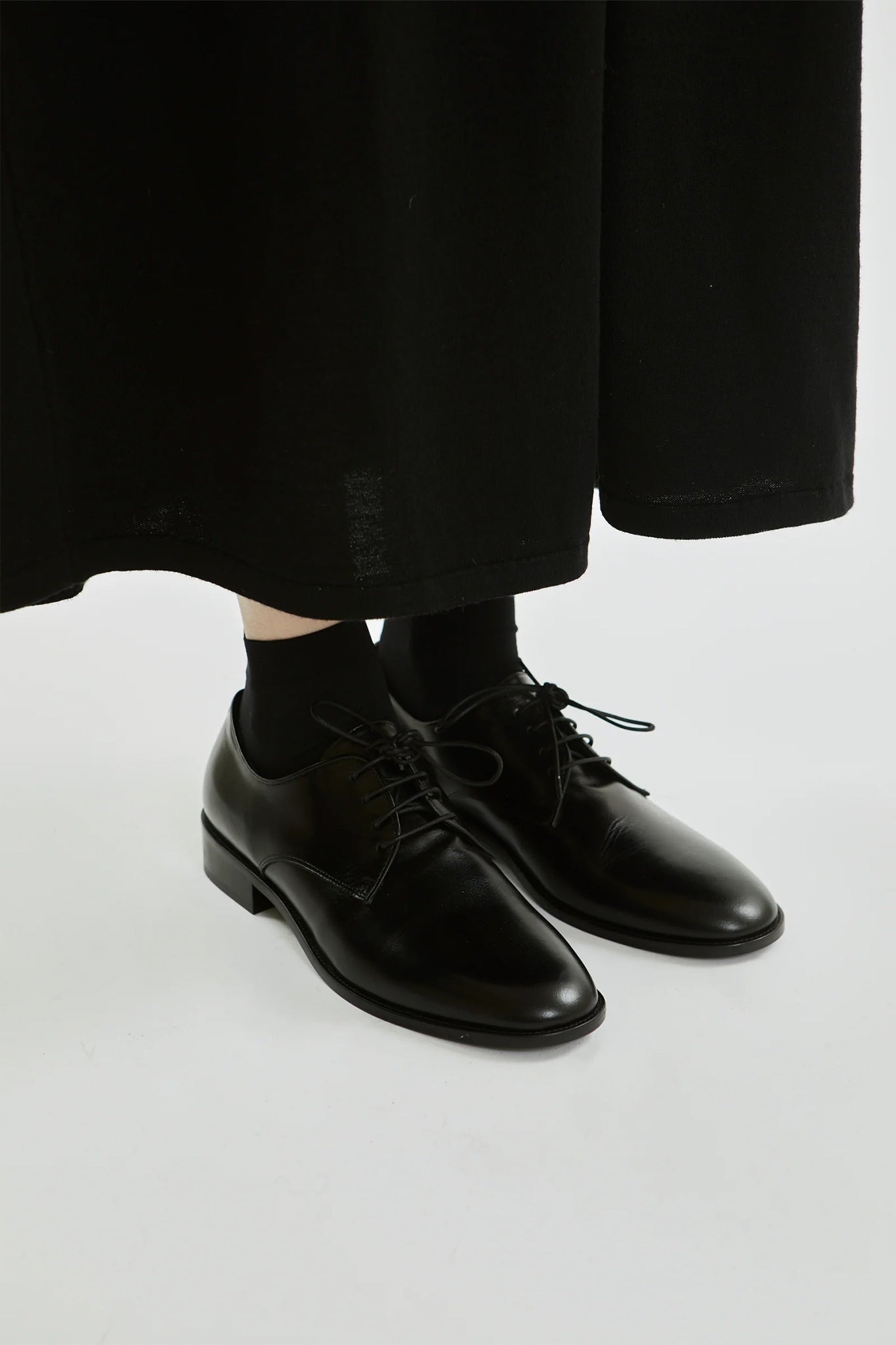 Ari Shoes in Black