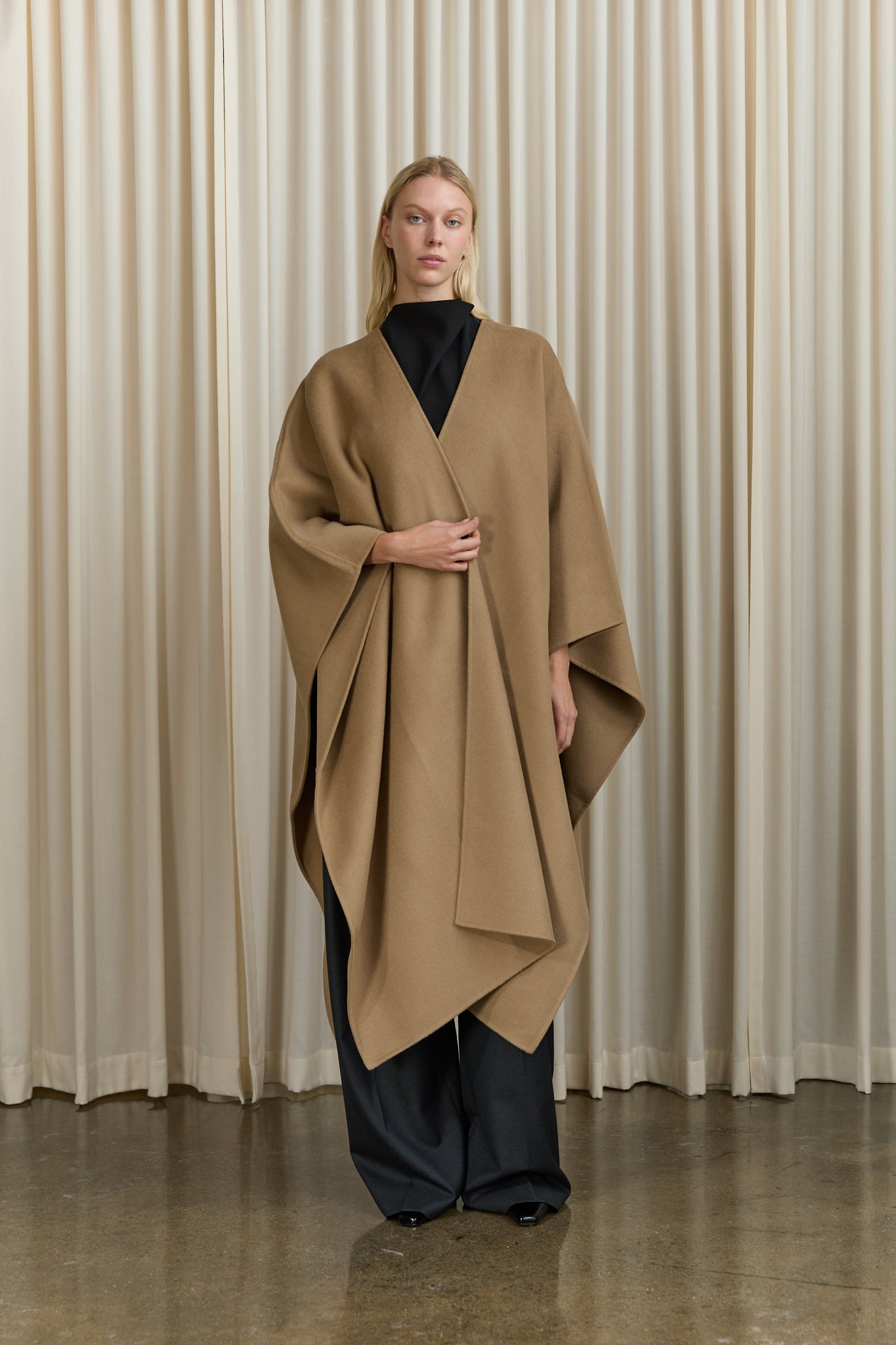 Aspen Poncho in Brown
