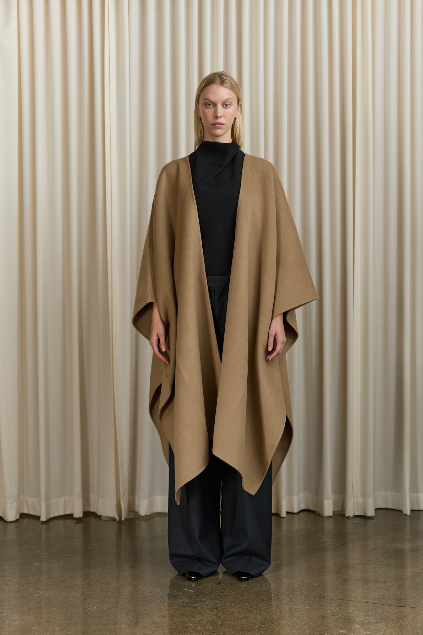 Aspen Poncho in Brown