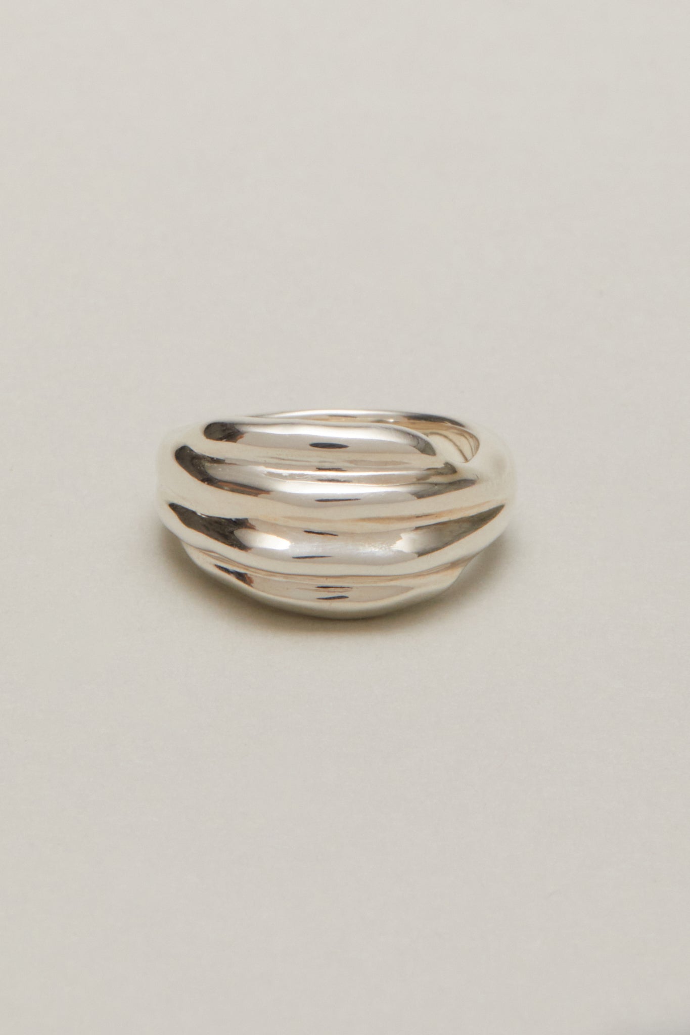 Tiny Wave Ring