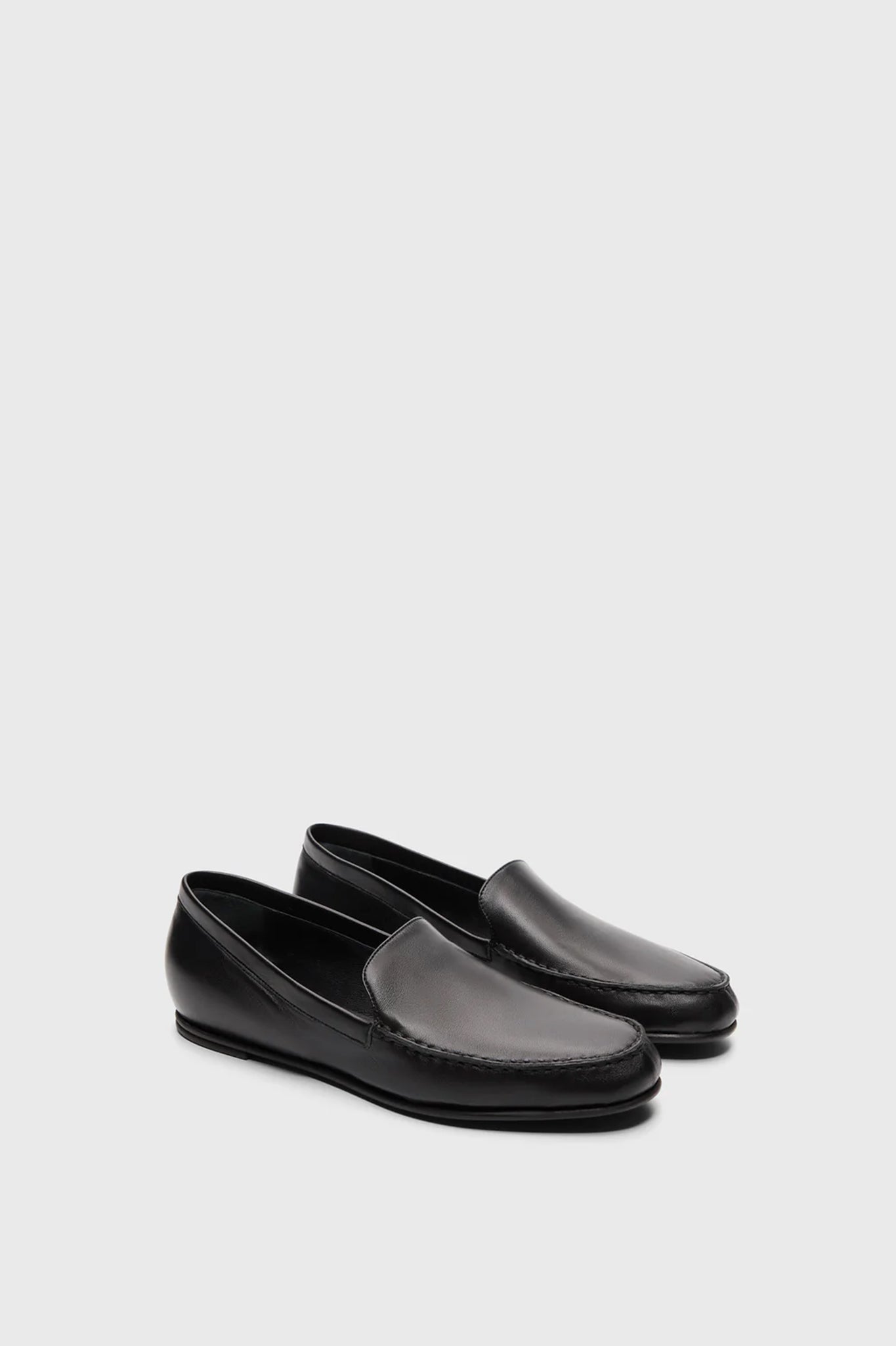 Boros Classic Loafers in Black