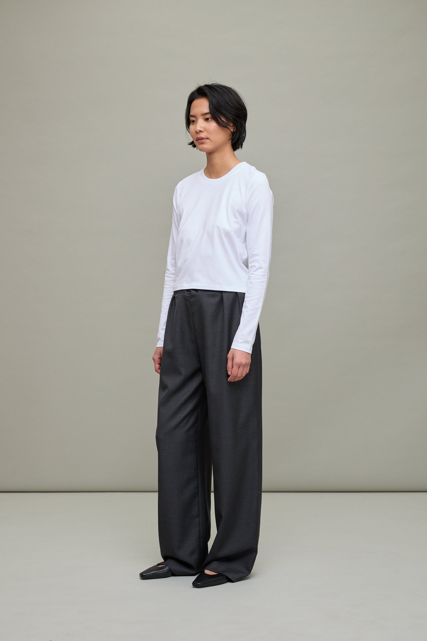 Cove Elastic Waistband Pants in Black