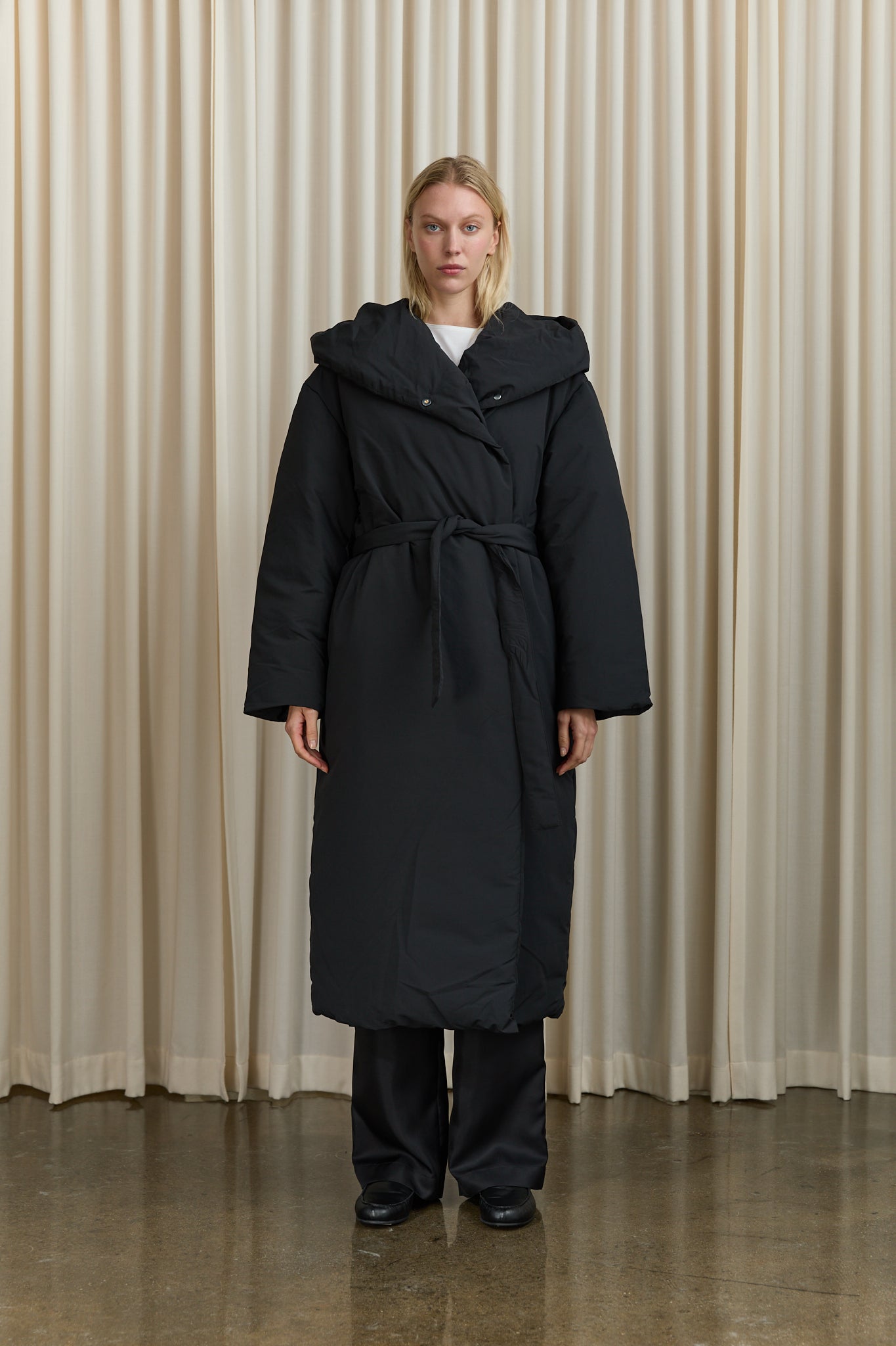 Doris Long Puffer Jacket in Black