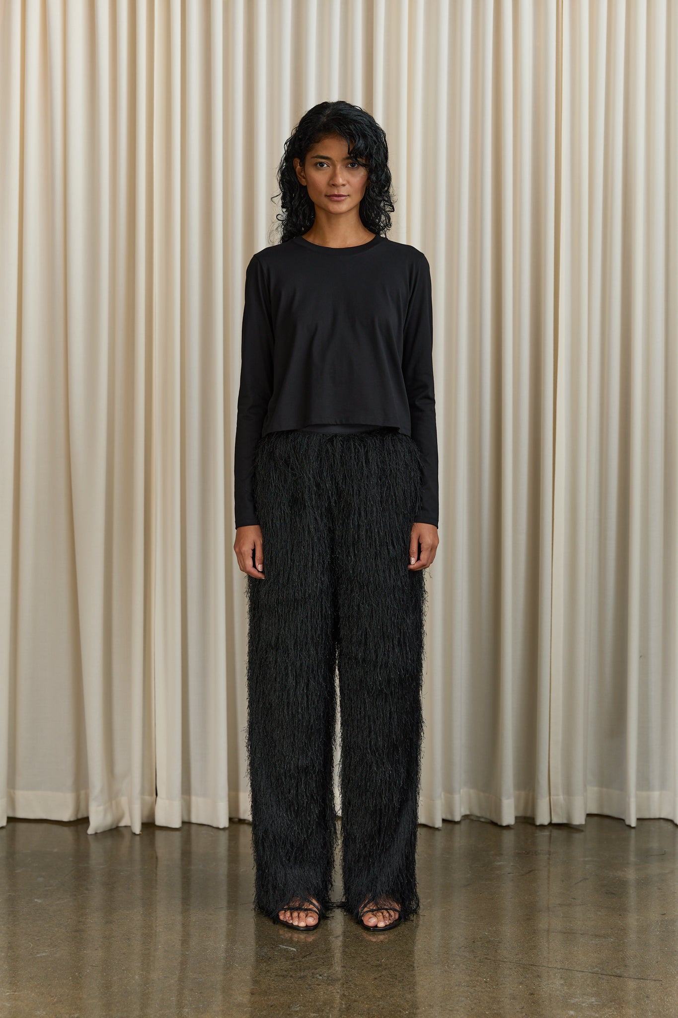 Reed Straight Leg Pants in Black