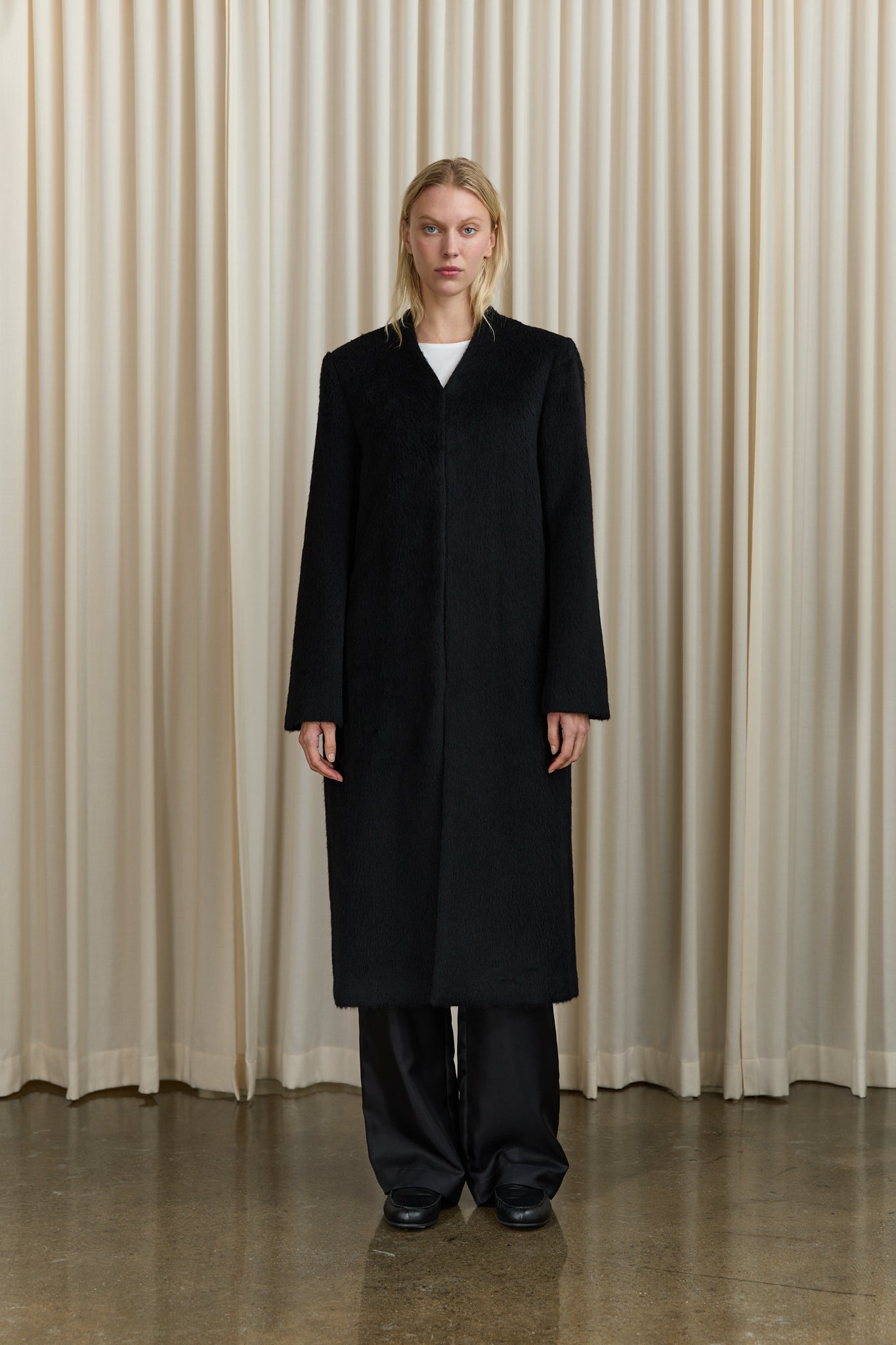 Voss V Neck Long Coat in Black