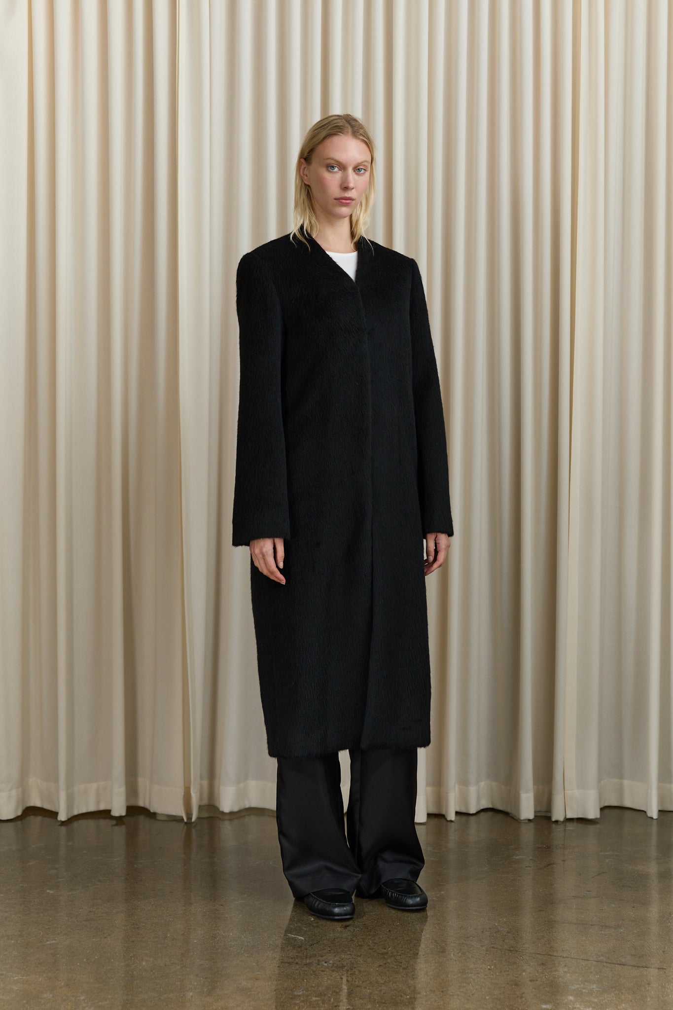 Voss V Neck Long Coat in Black