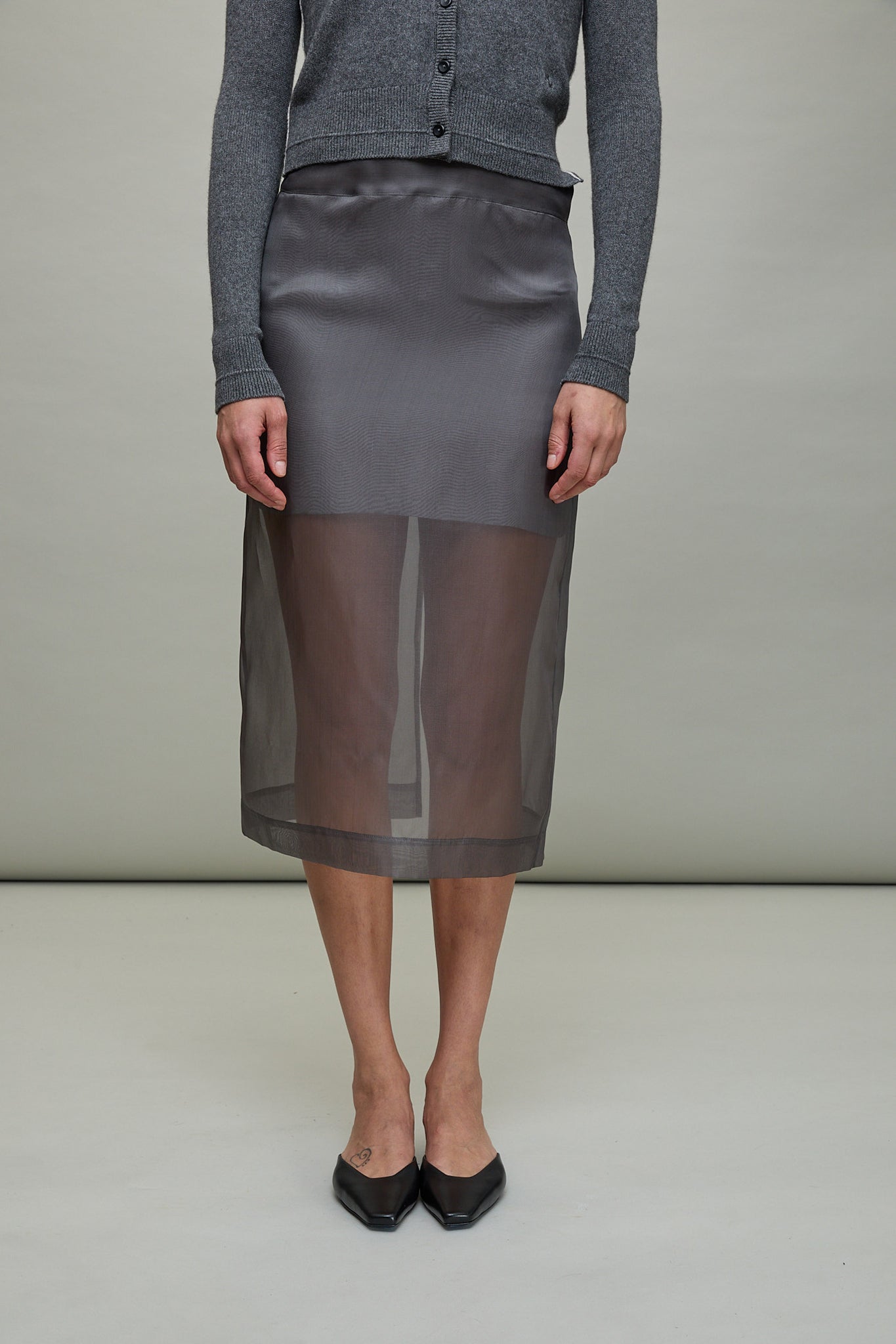 Low Rise Sheer Skirt in Grey