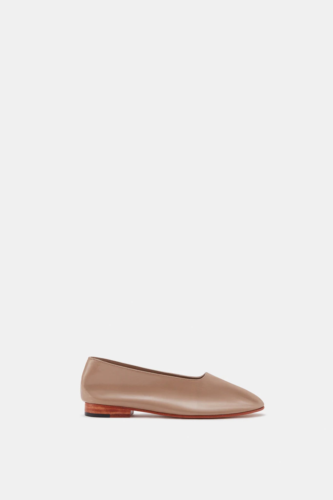 Glove Slip-On in Tan