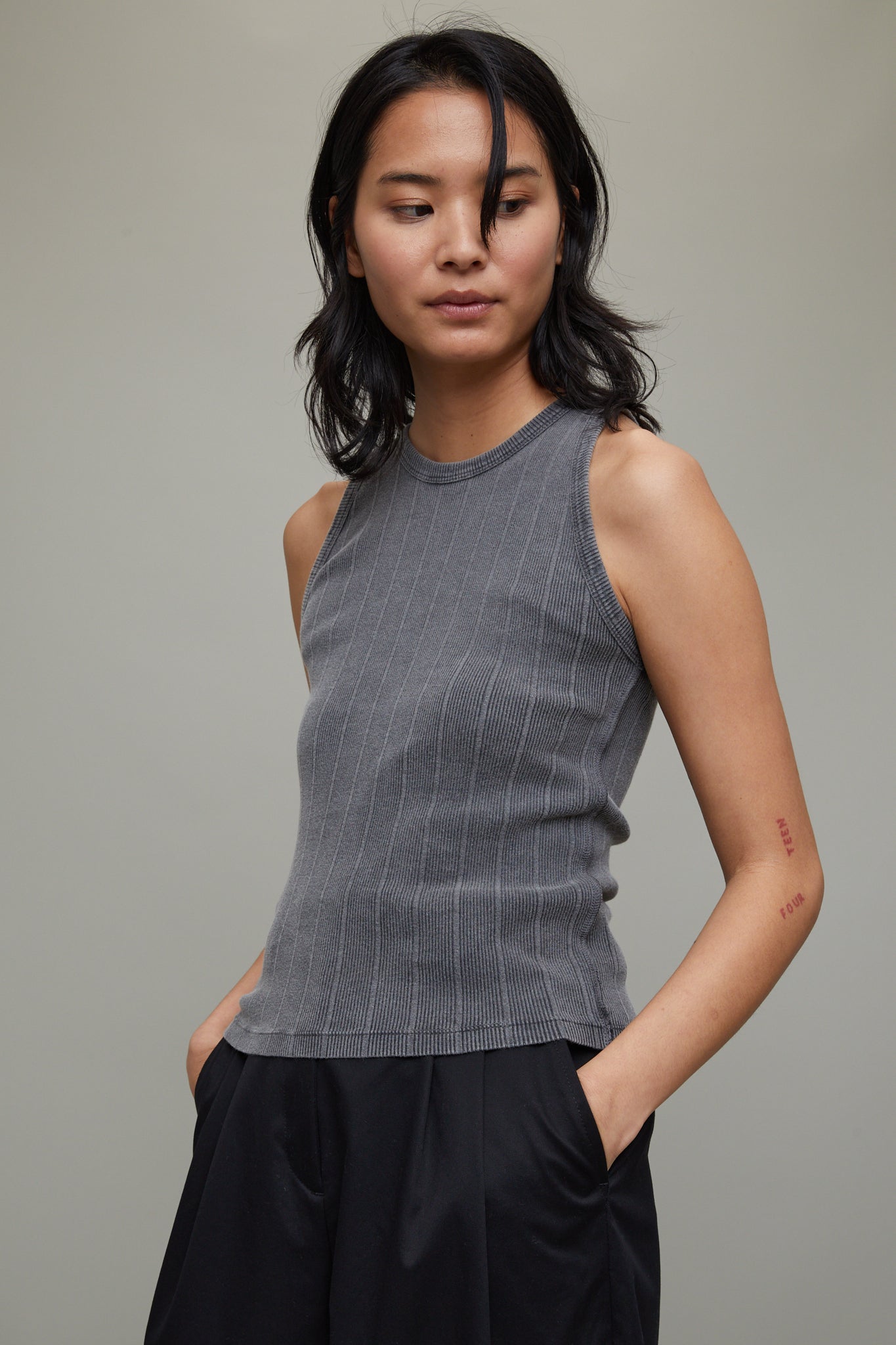 Organic Cotton Tank Top in Washed Graphite