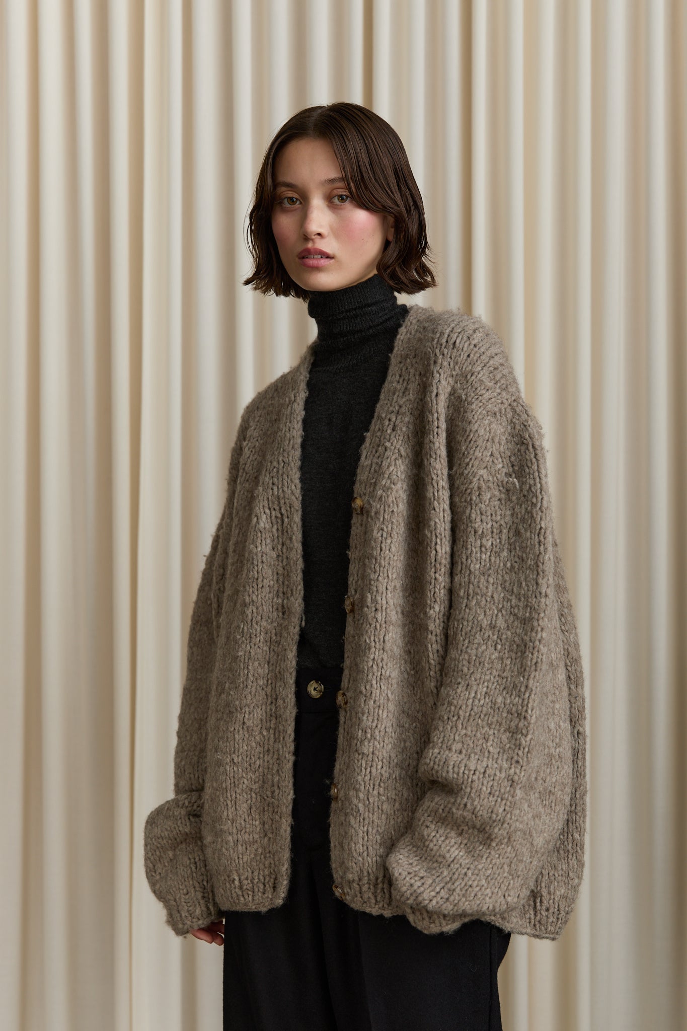 Nino Cardigan in Beige