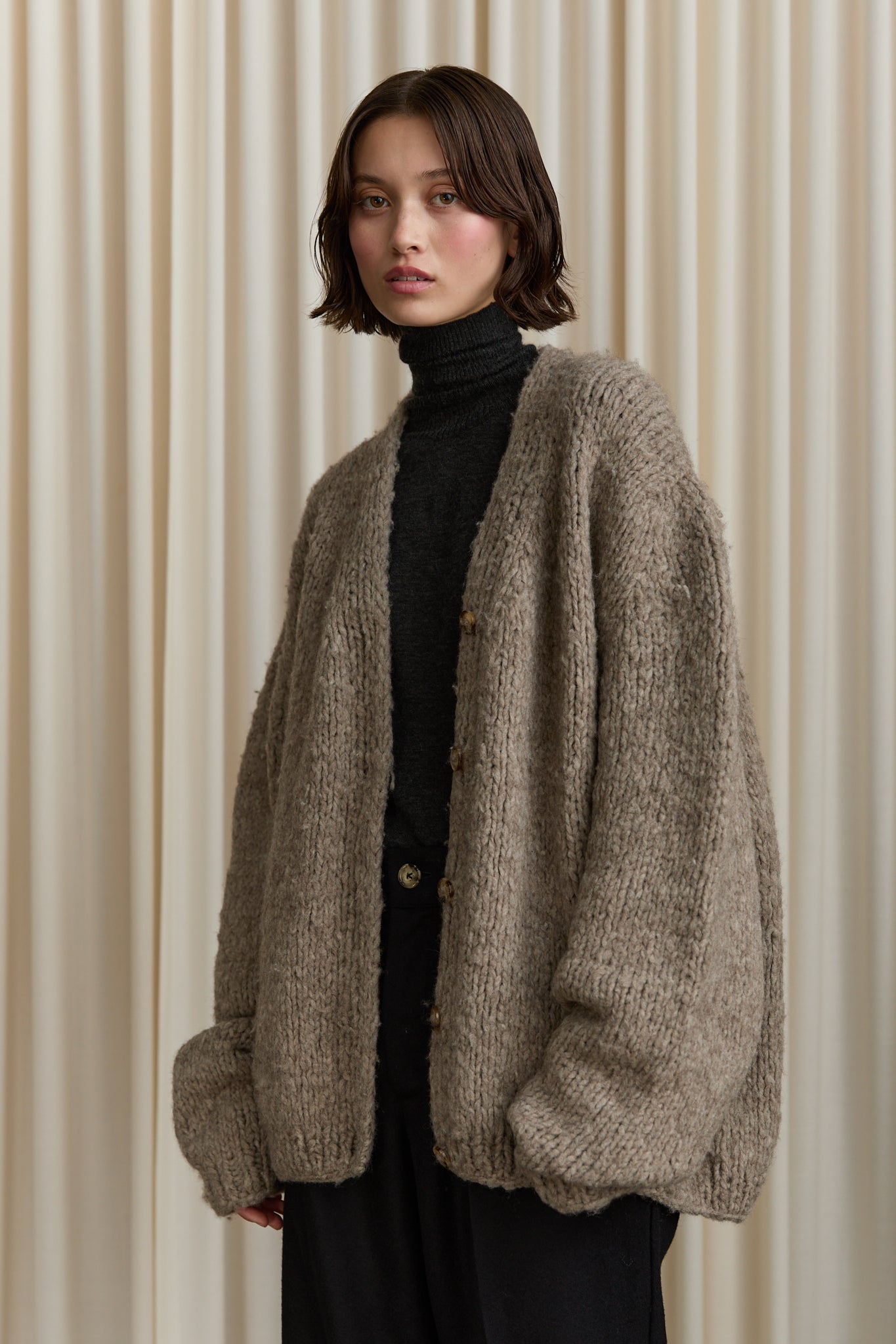 Nino Cardigan in Beige