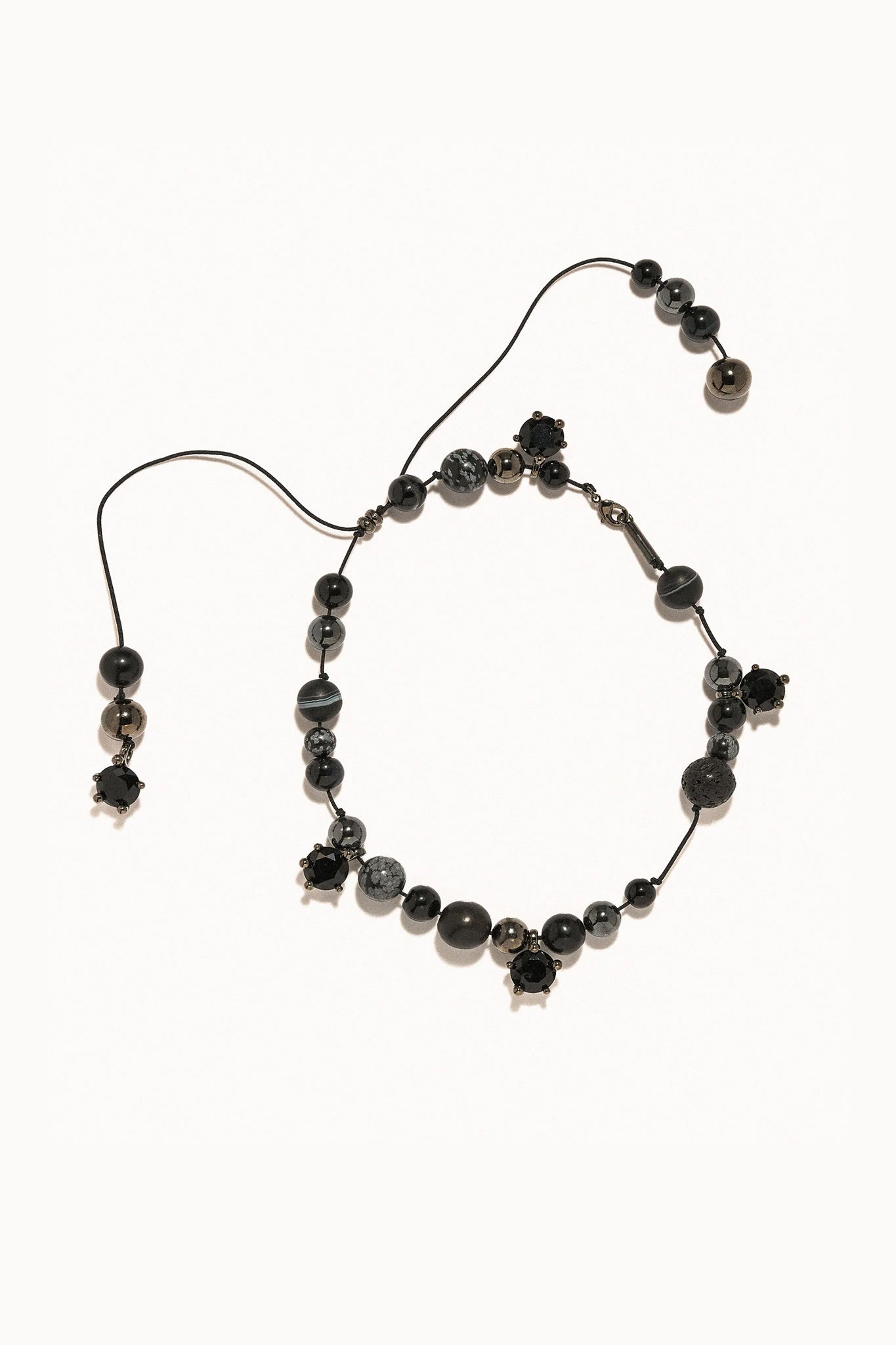 Night Sky Vacanza Necklace in Black