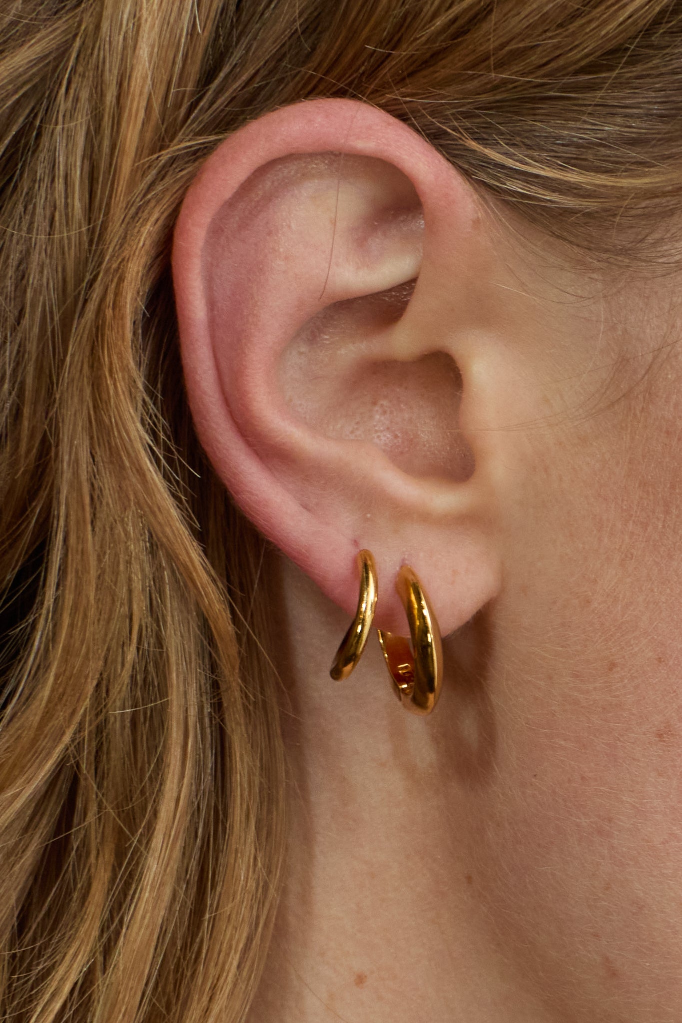 Stellar Hoops in Gold