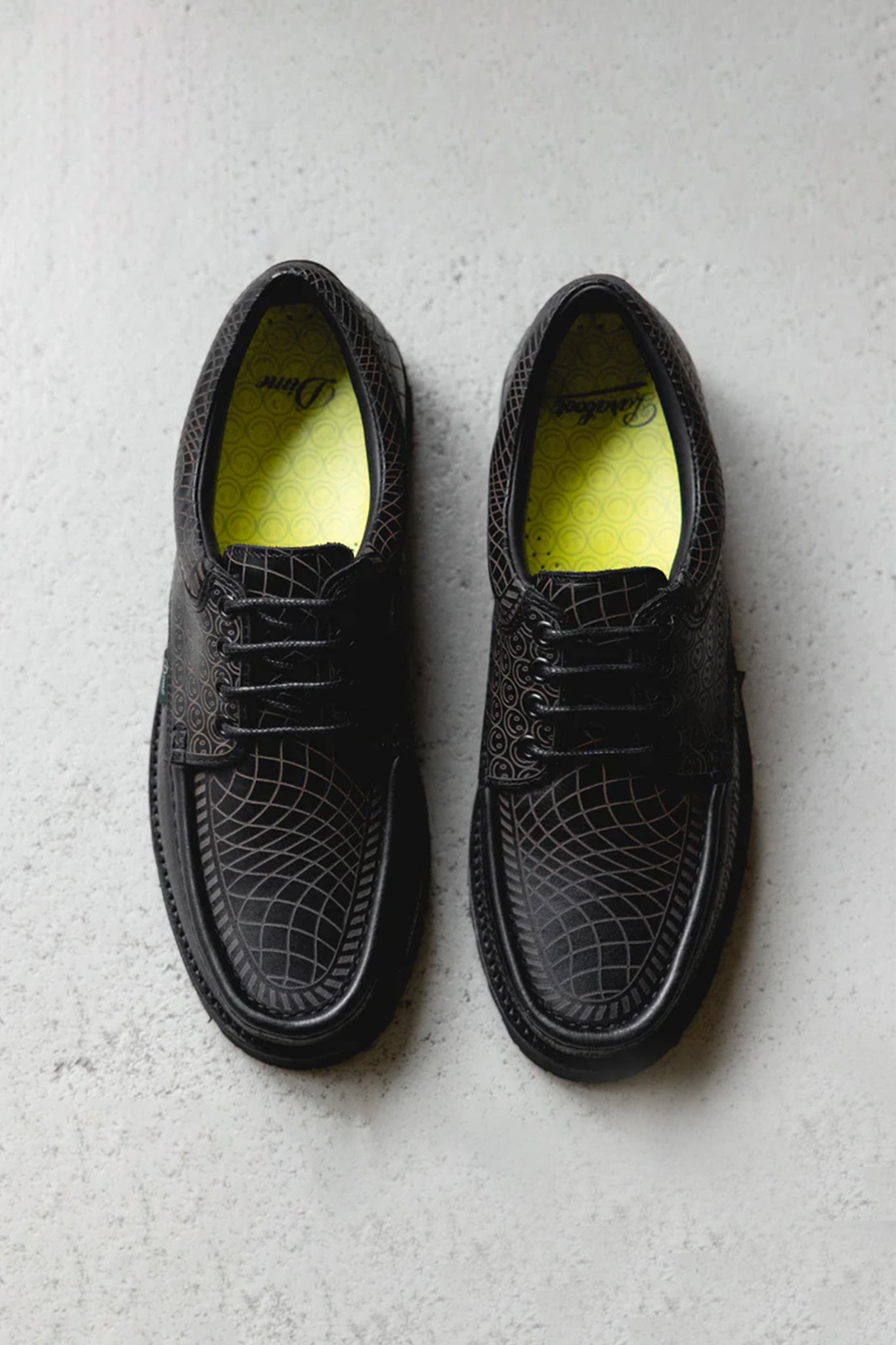 Dime Theirs Lisse Noir Laser