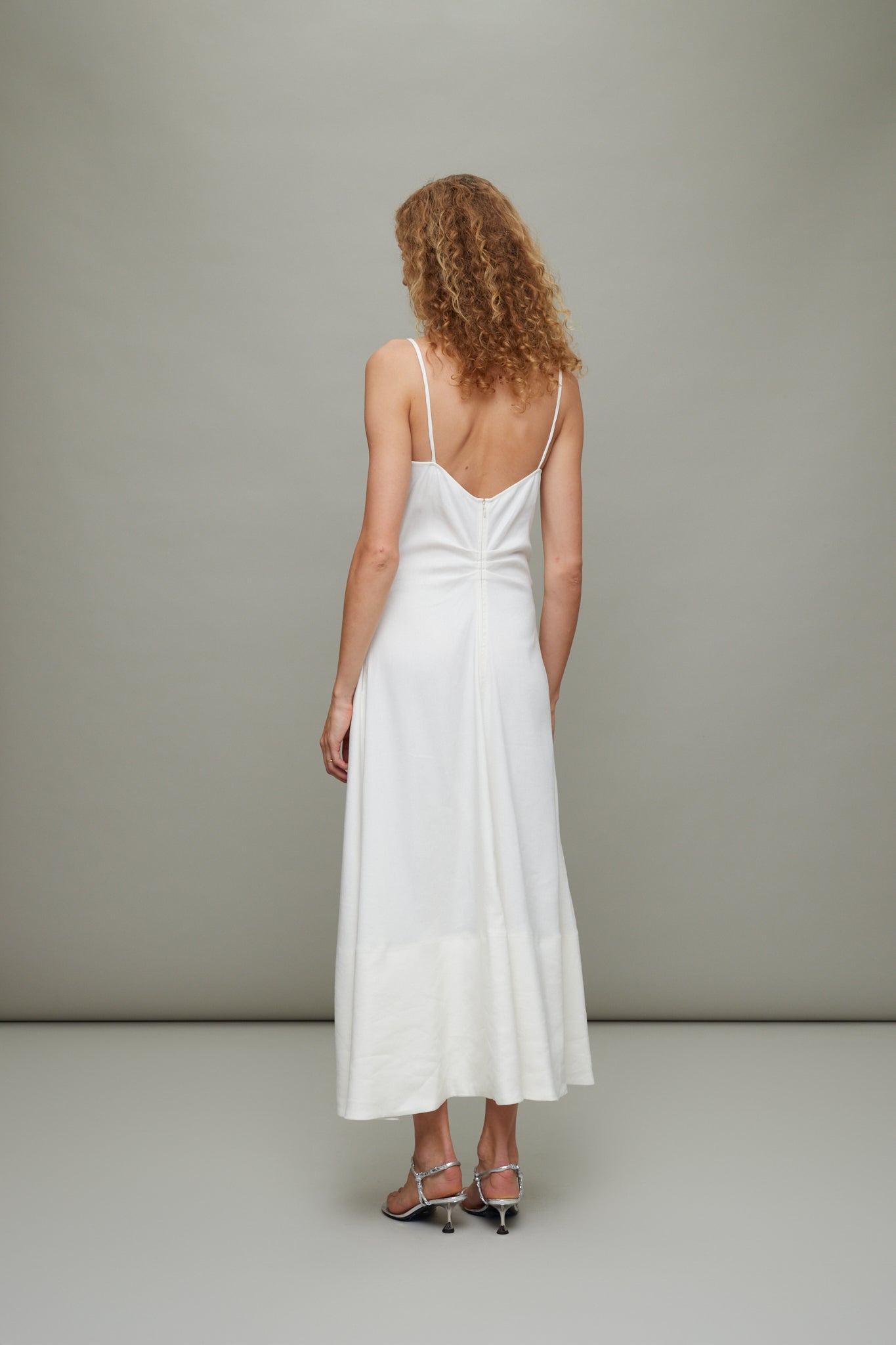 Ruby Dress in Eco Stretch Linen Viscose L'ENSEMBLE Ruby Dress in Eco Stretch Linen Viscose L'ENSEMBLE
