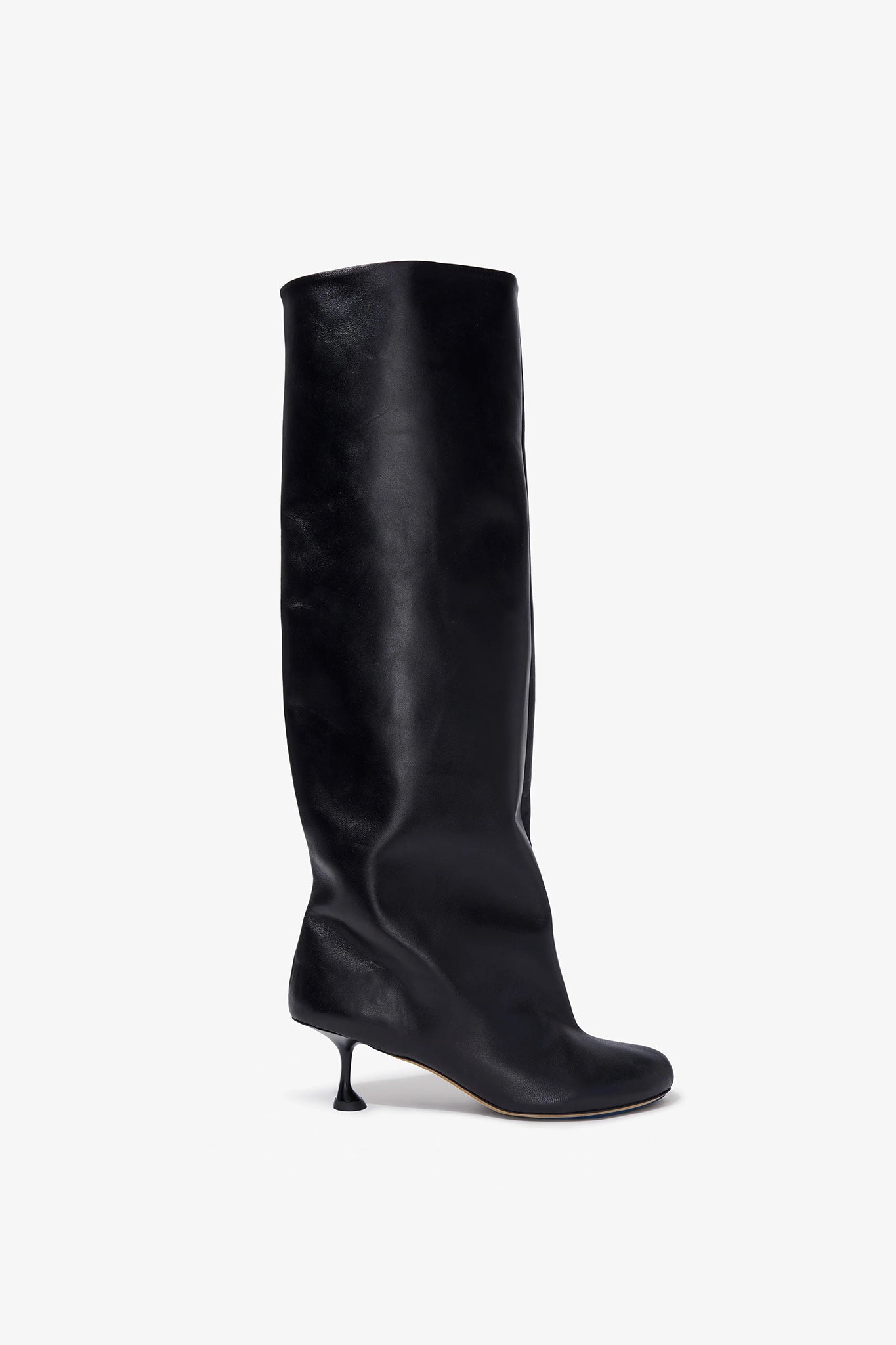 Tee Knee High Boots in Black