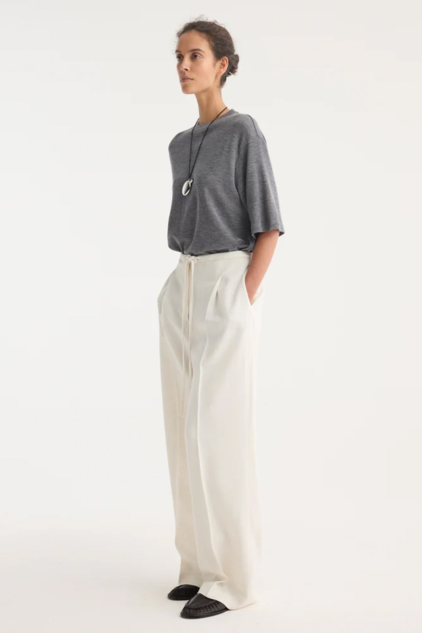 Relaxed Drawstring Trousers in White