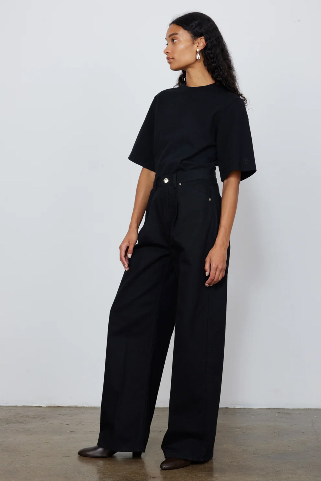 The Archer Jean in Black