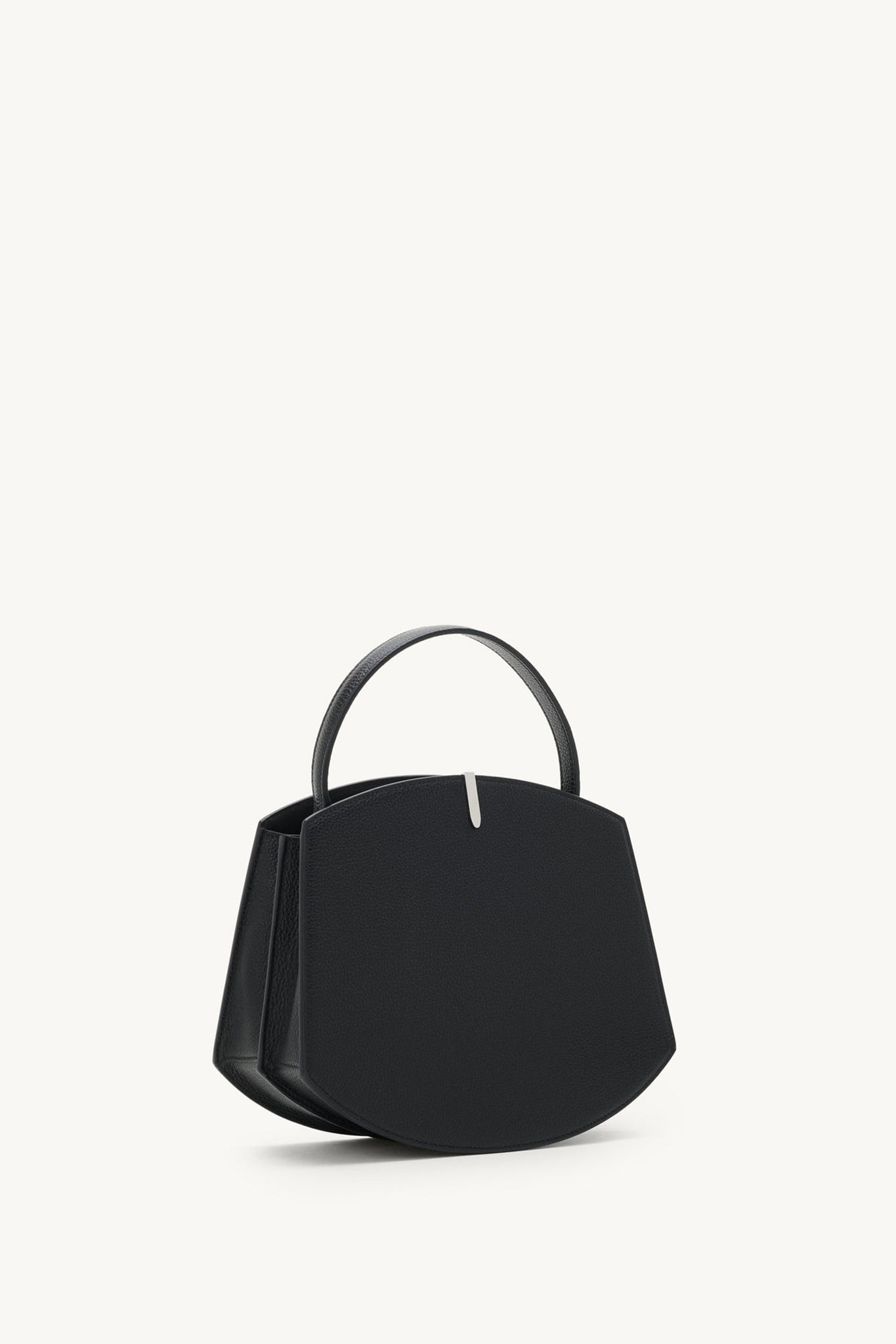 Florence 25 in Black Grained Leather