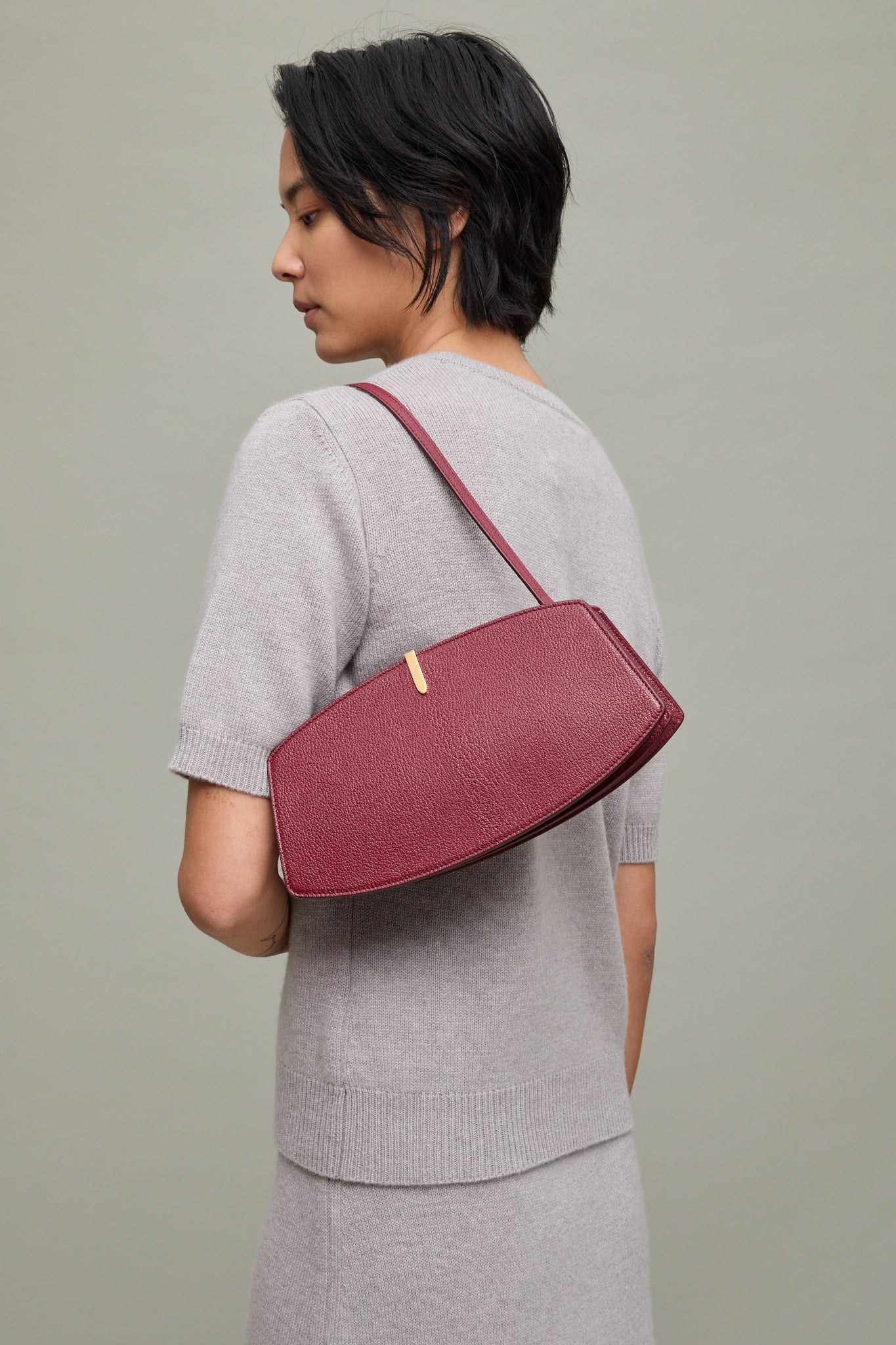 Florence Shoulder Bag in Burgundy Chevre