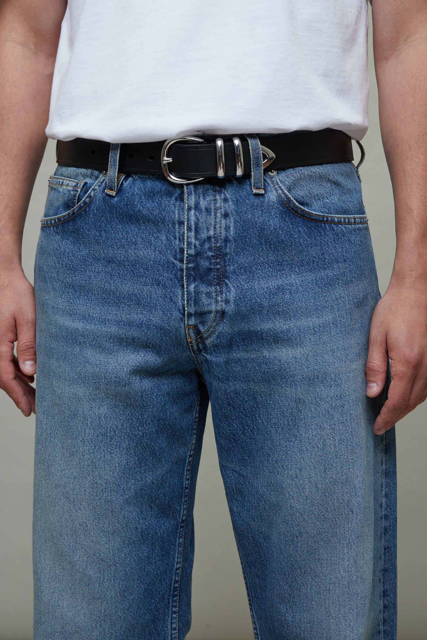 Tip End Belt in Black