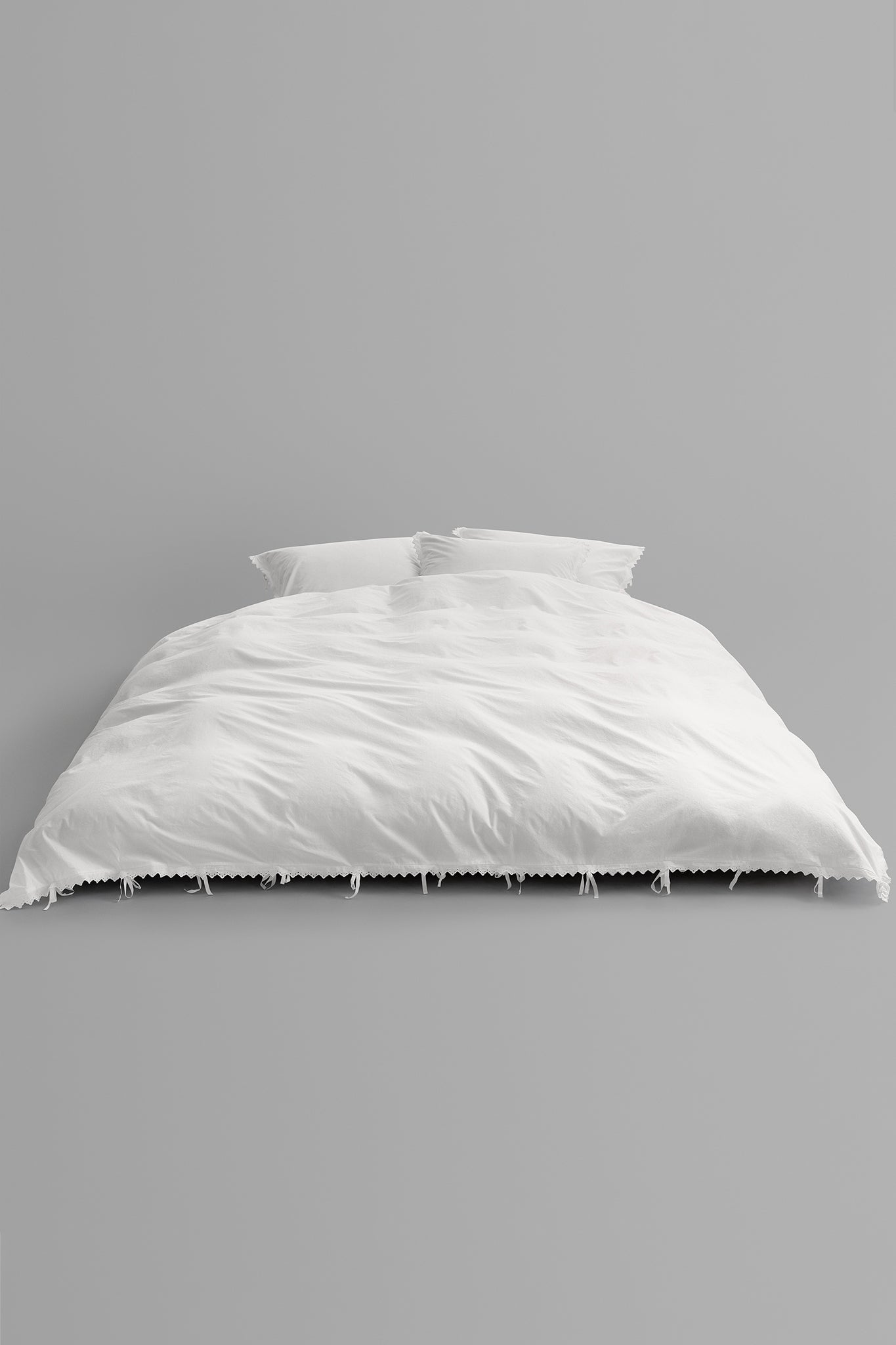 Anaïs Duvet Cover in White