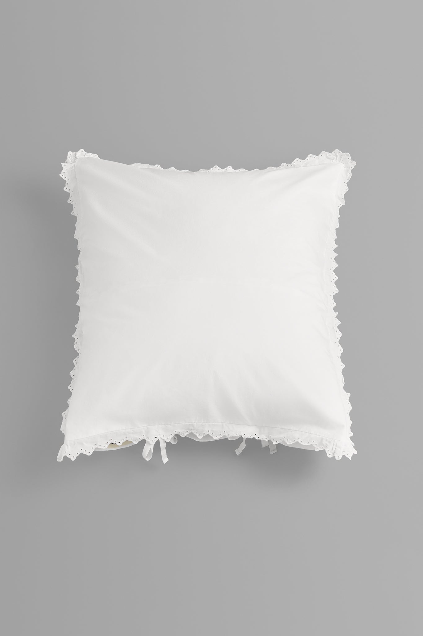 Anaïs Pillow Sham in White