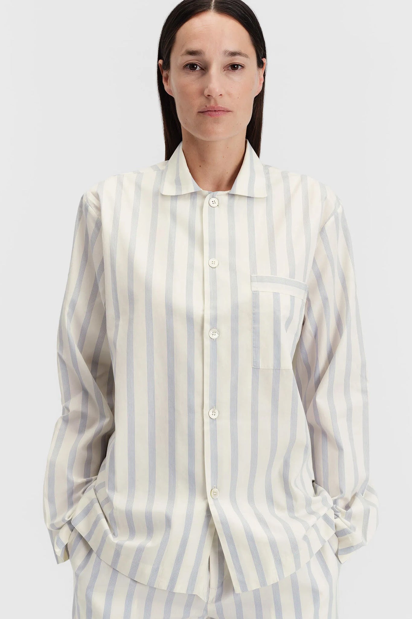 Poplin Shirt in Off-White/Blue Stripes