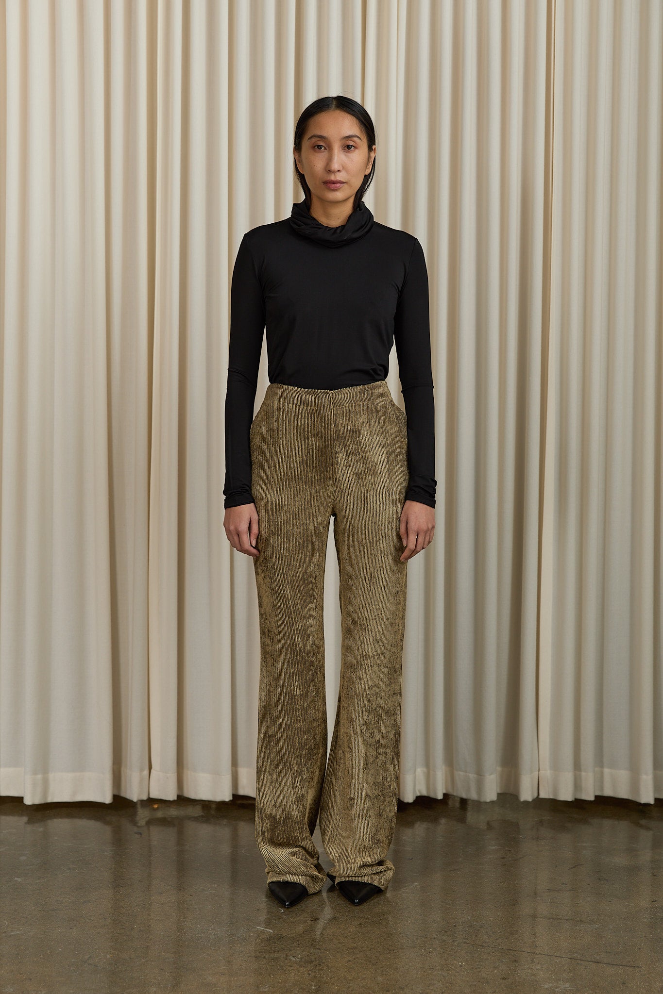 Lora Trouser in Khaki